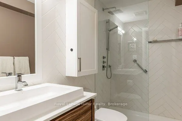 30 FRONT Street, #205