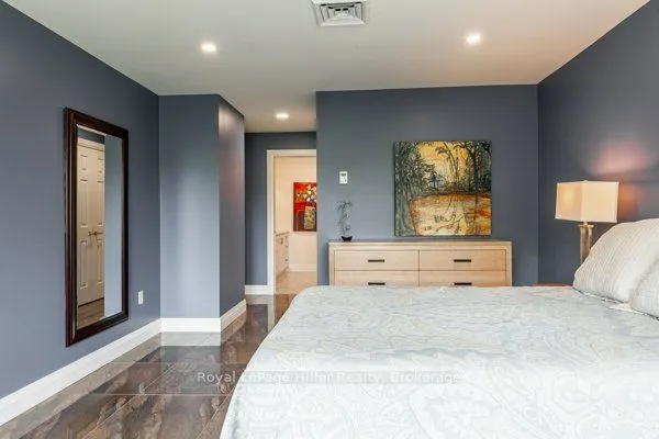 30 FRONT Street, #205