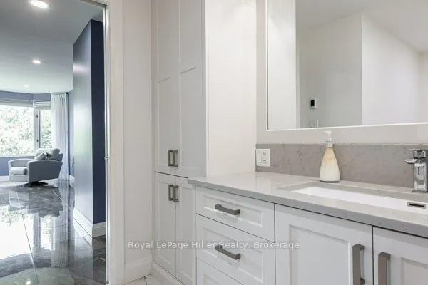 30 FRONT Street, #205