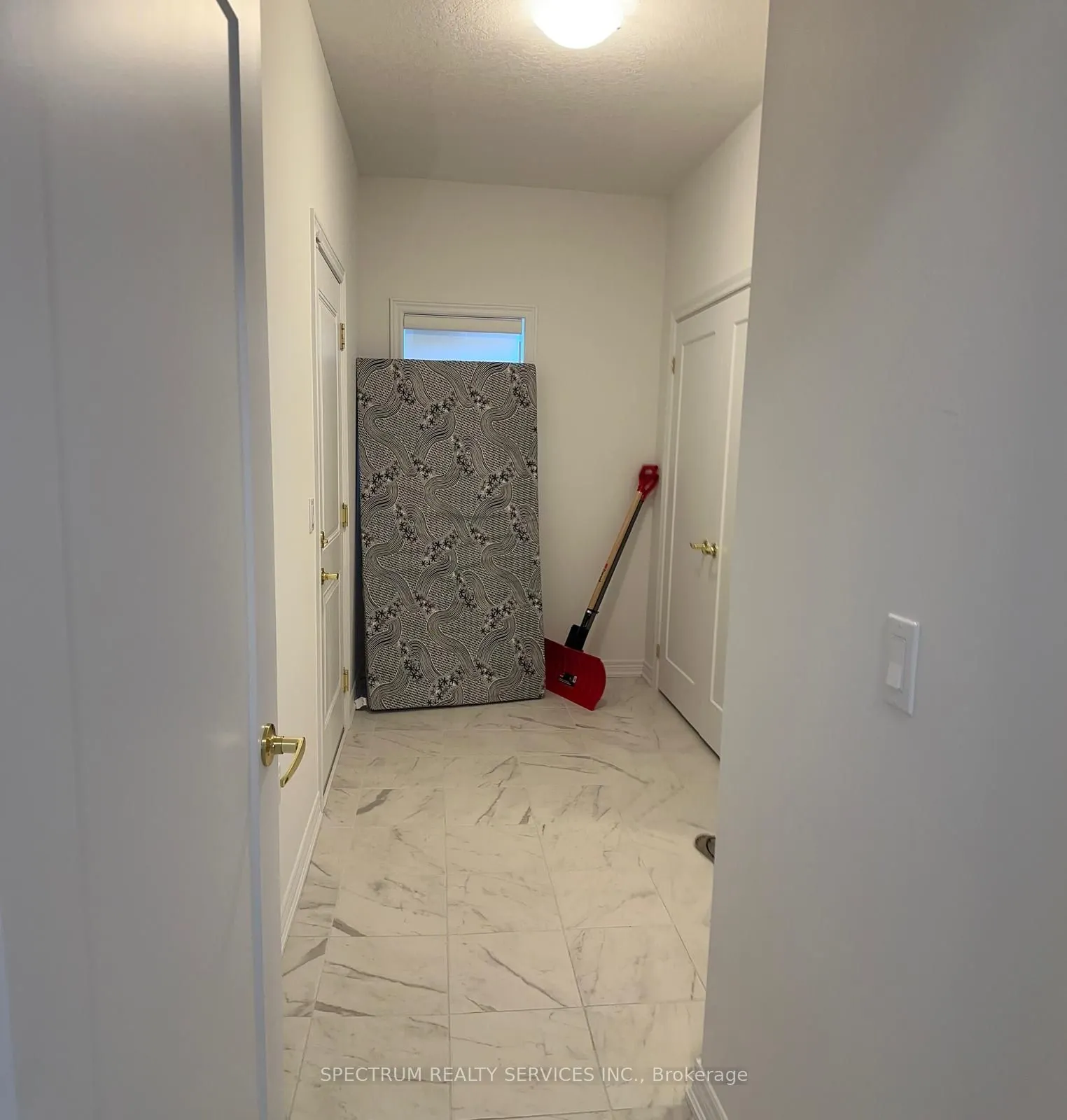 140 MCCAUSLAND Drive