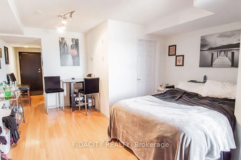 310 Central Park Drive #5C