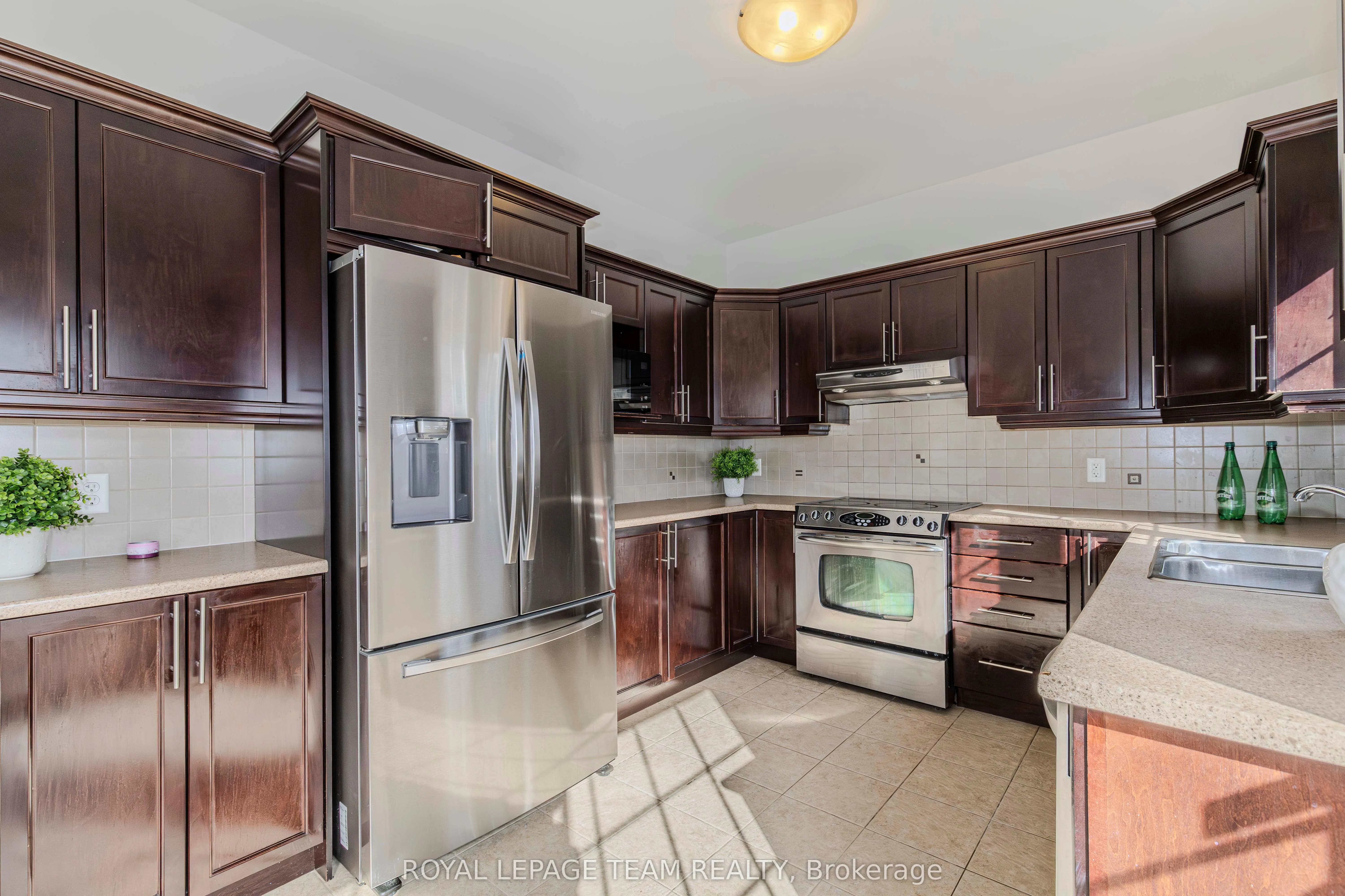 474 West Ridge Drive