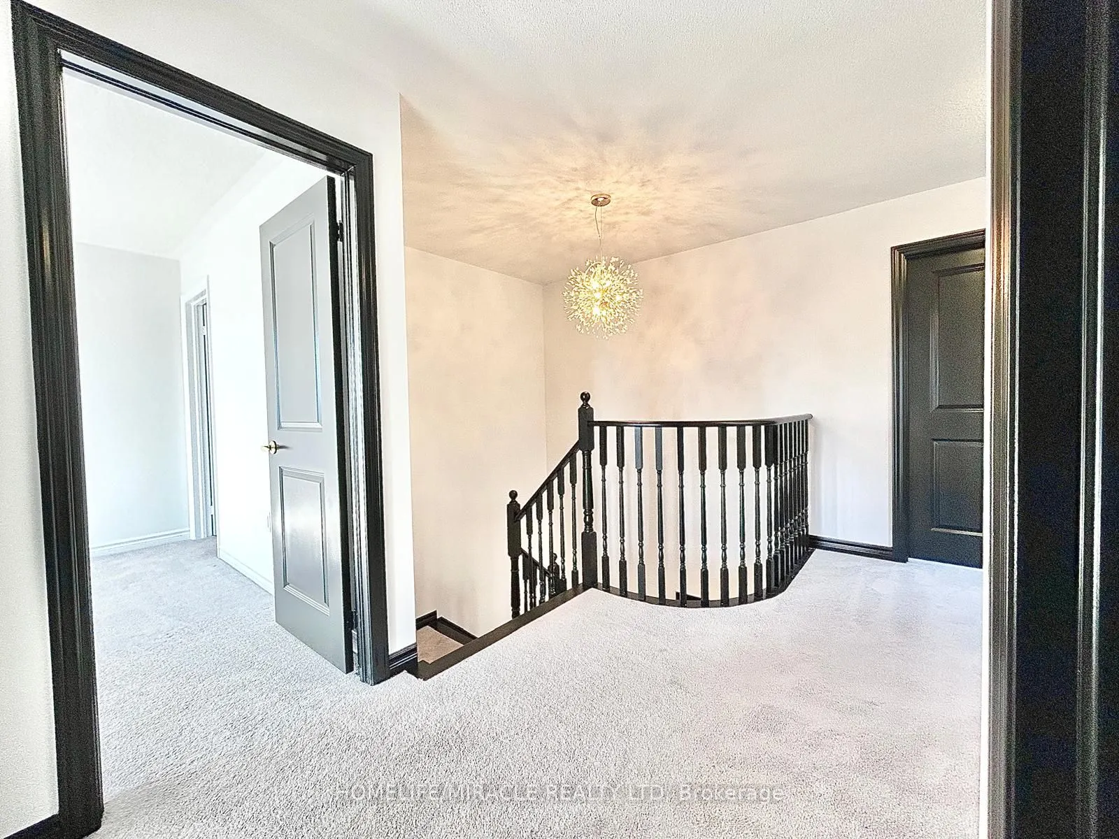 318 Ridley Crescent