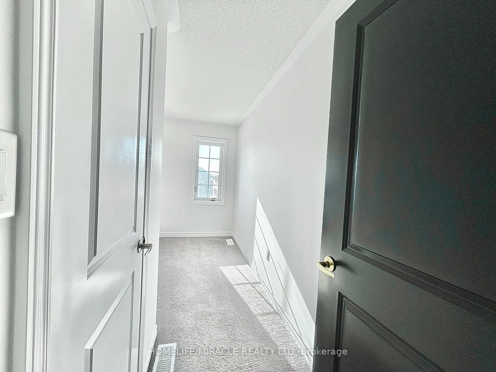 318 Ridley Crescent