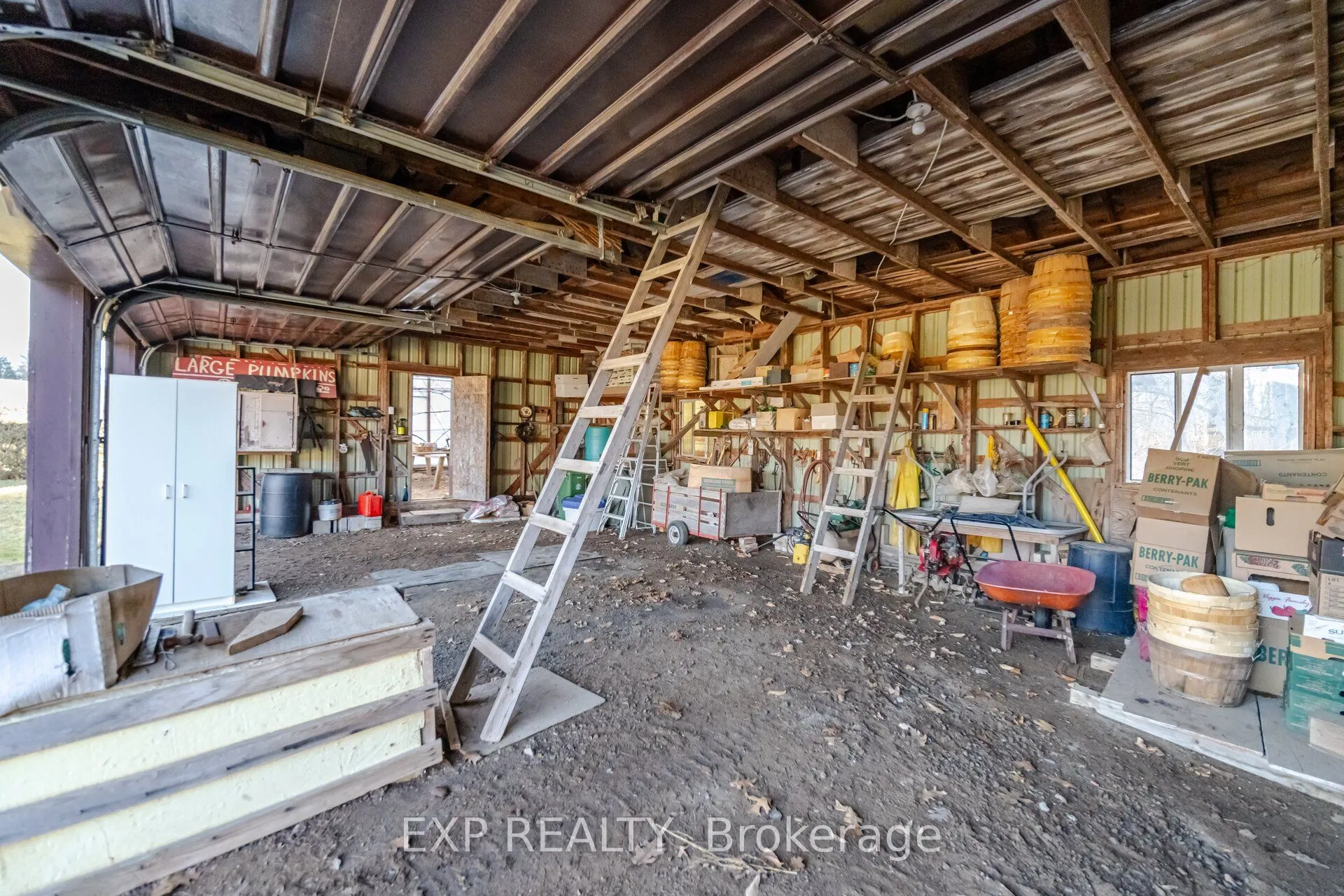 1243 Highway 5 West Highway