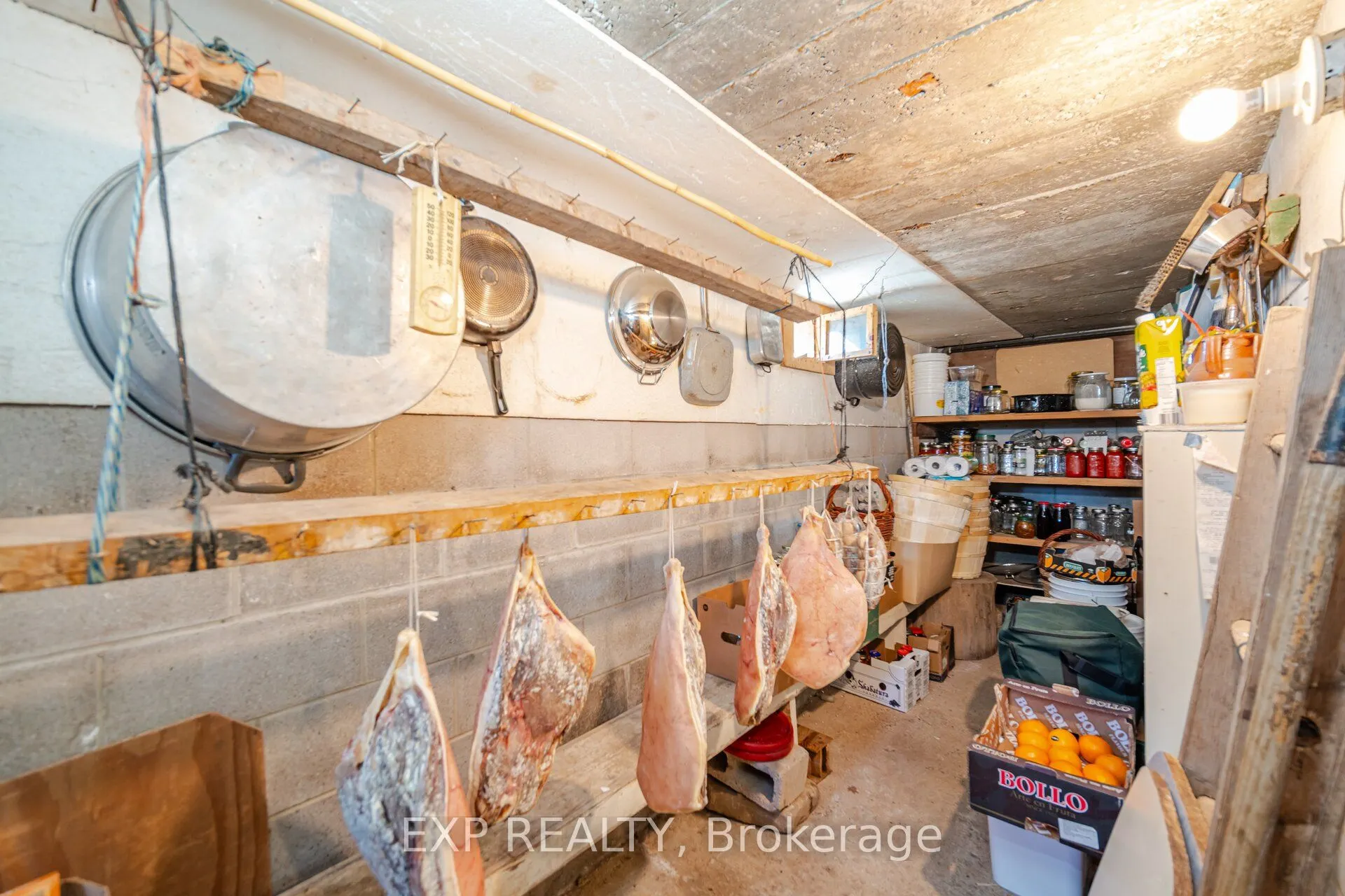 1243 Highway 5 West Highway