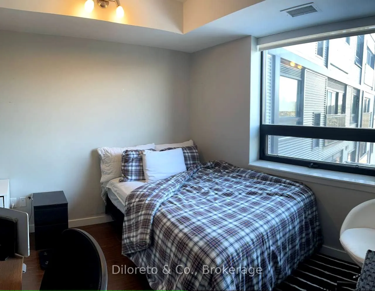 1291 Gordon Street, #218