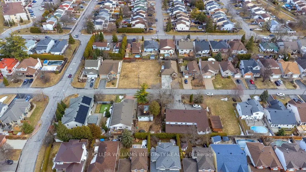 924 Beauchamp Avenue