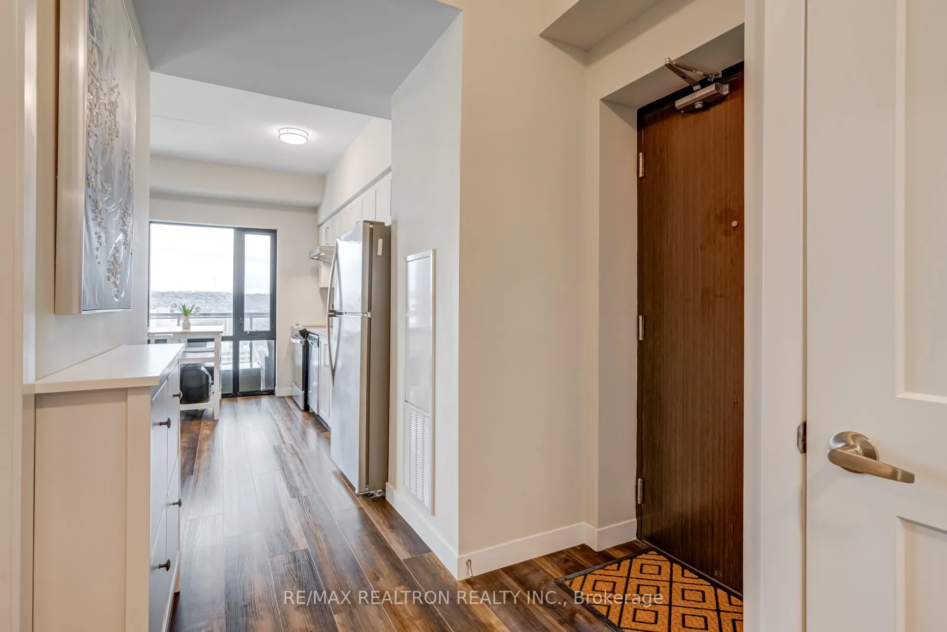 15 Queen Street S, #1701