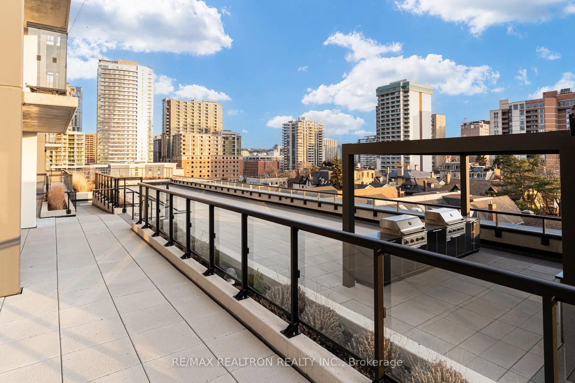 15 Queen Street S, #1701