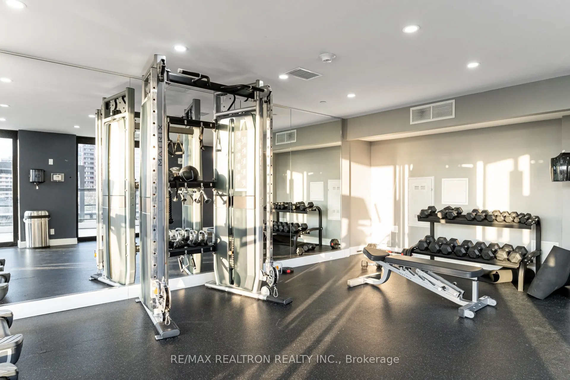 15 Queen Street S, #1701