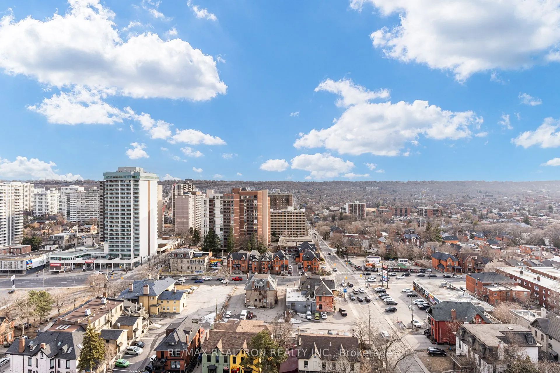 15 Queen Street S, #1701