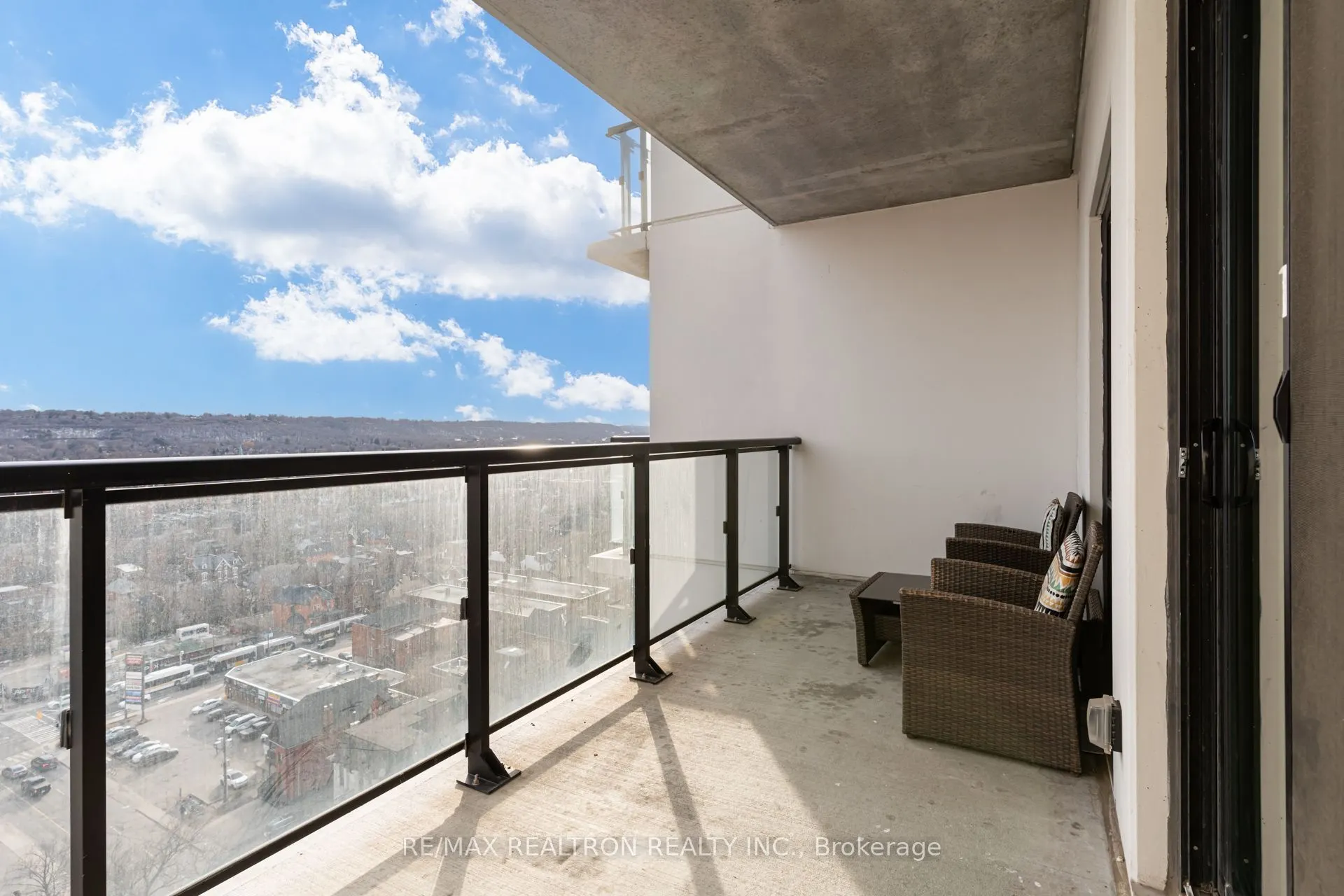 15 Queen Street S, #1701