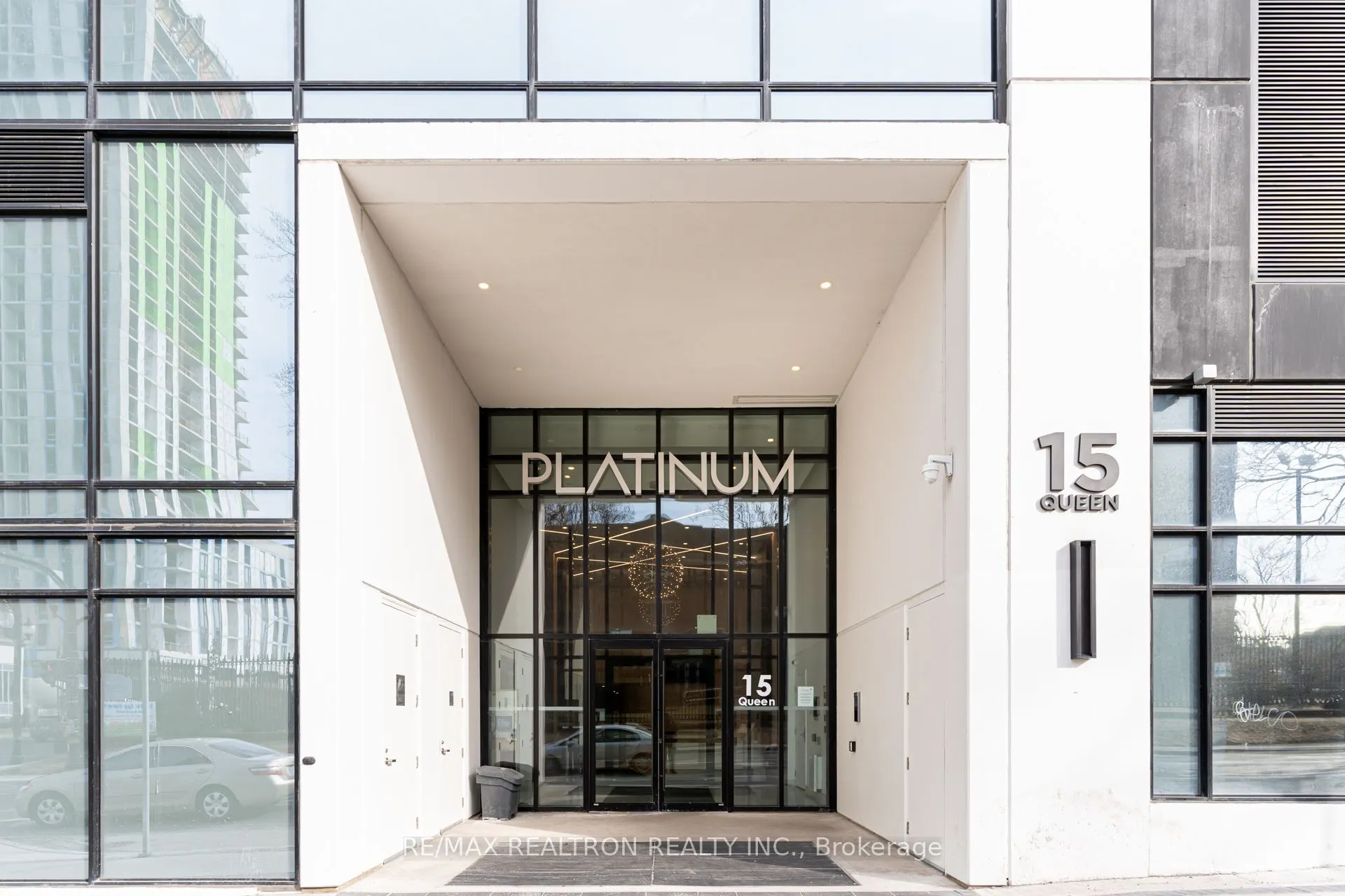 15 Queen Street S, #1701