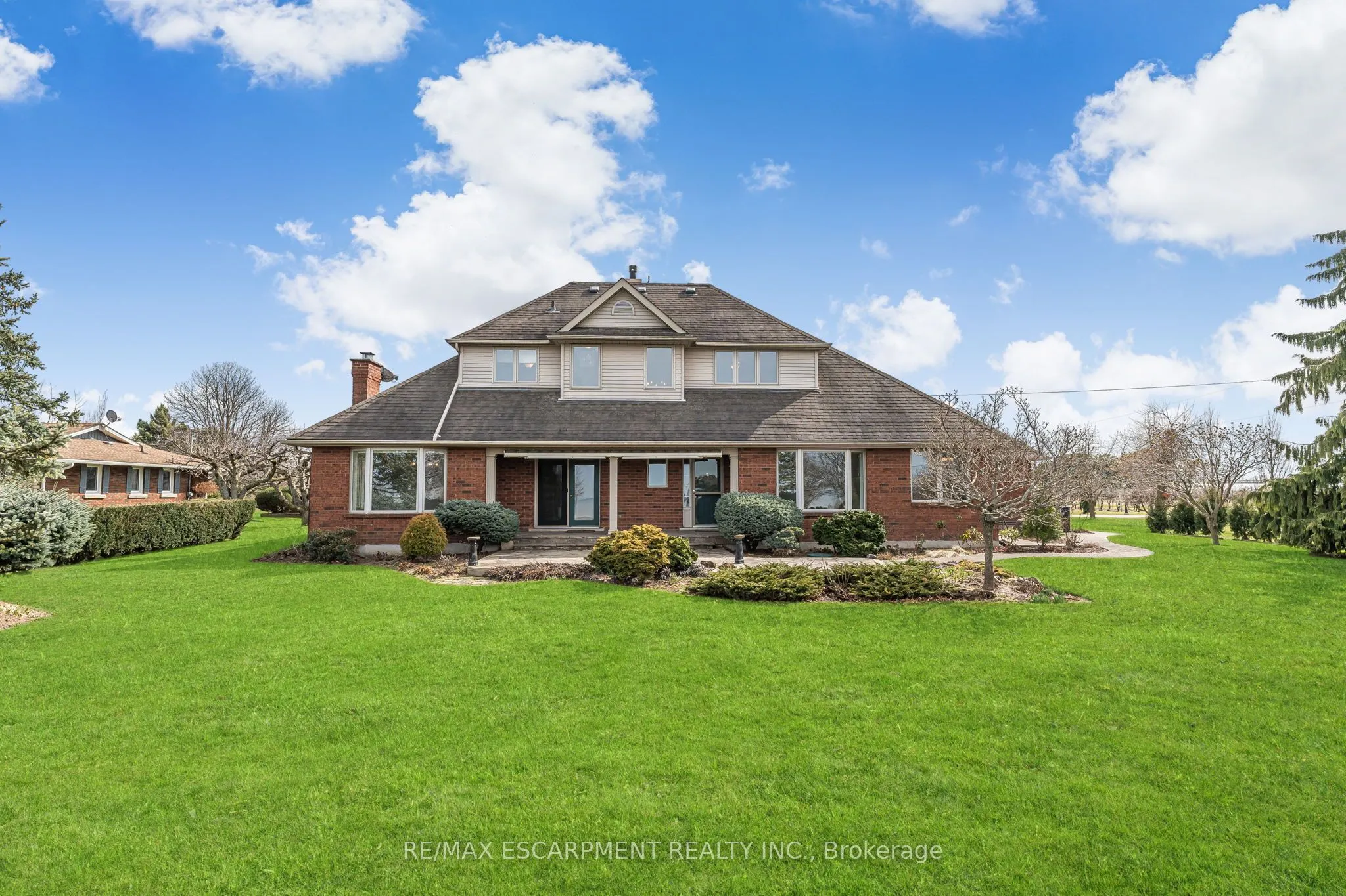 3503 Lakeshore Road