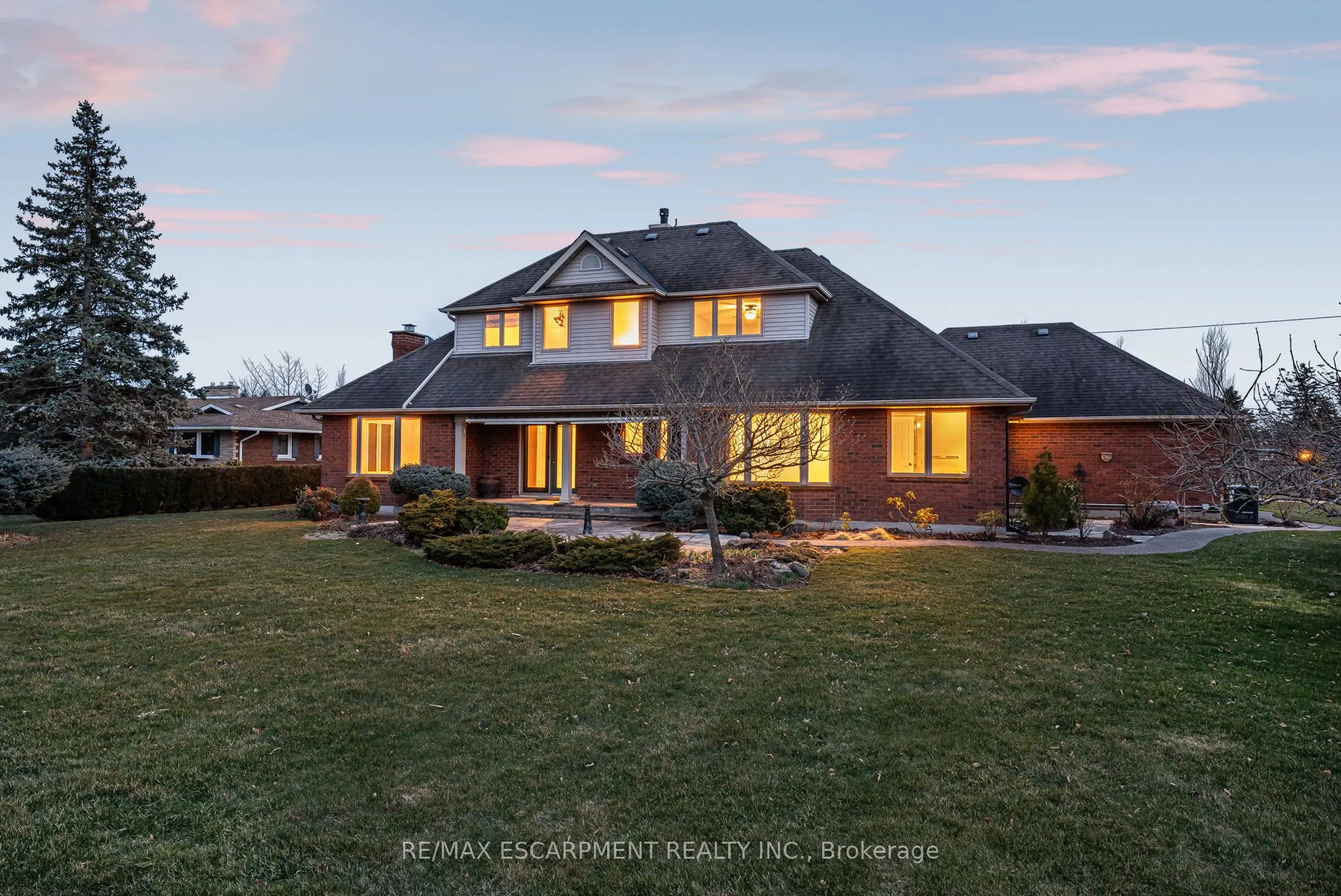 3503 Lakeshore Road