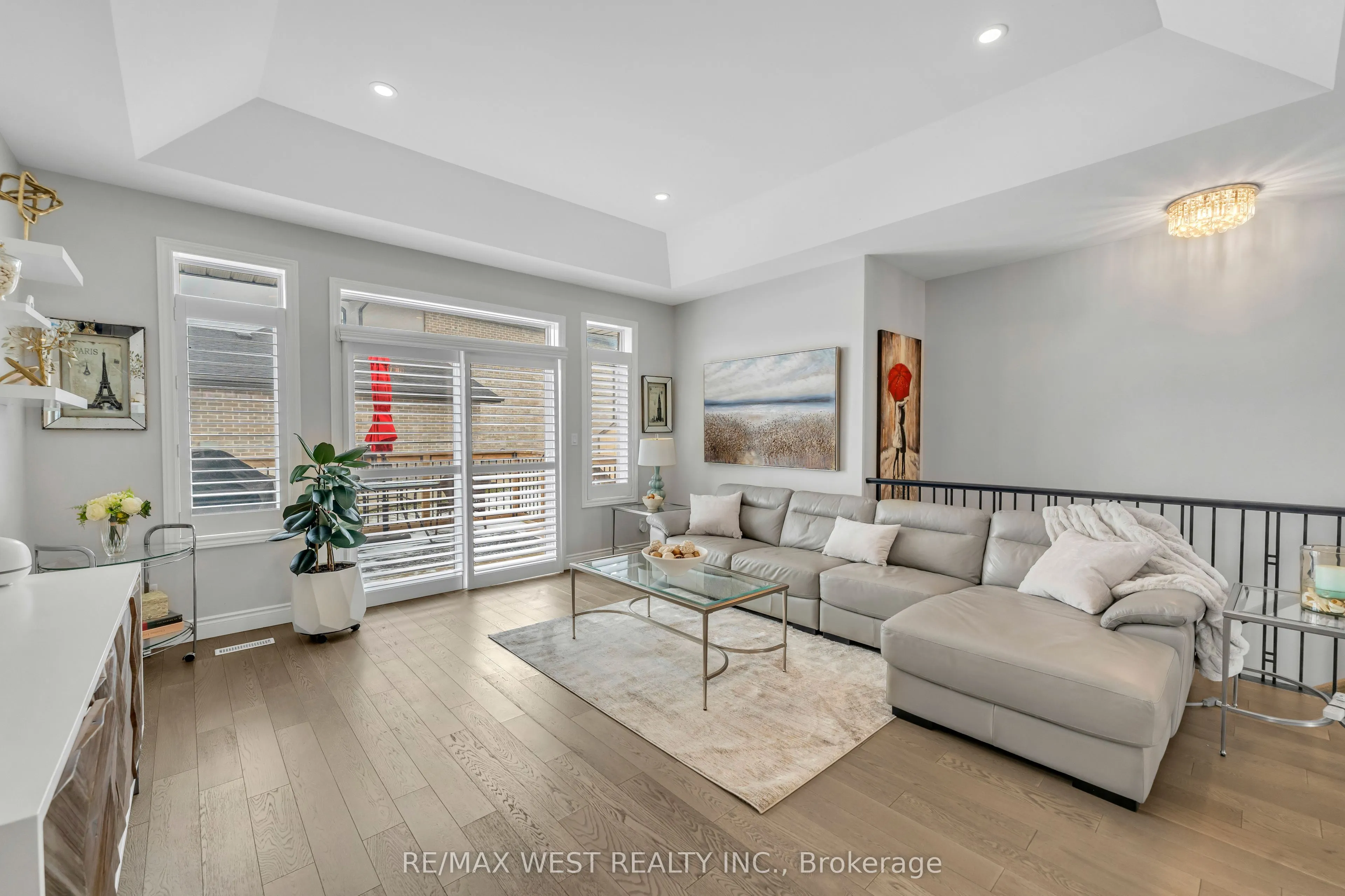 12 Covington Crescent
