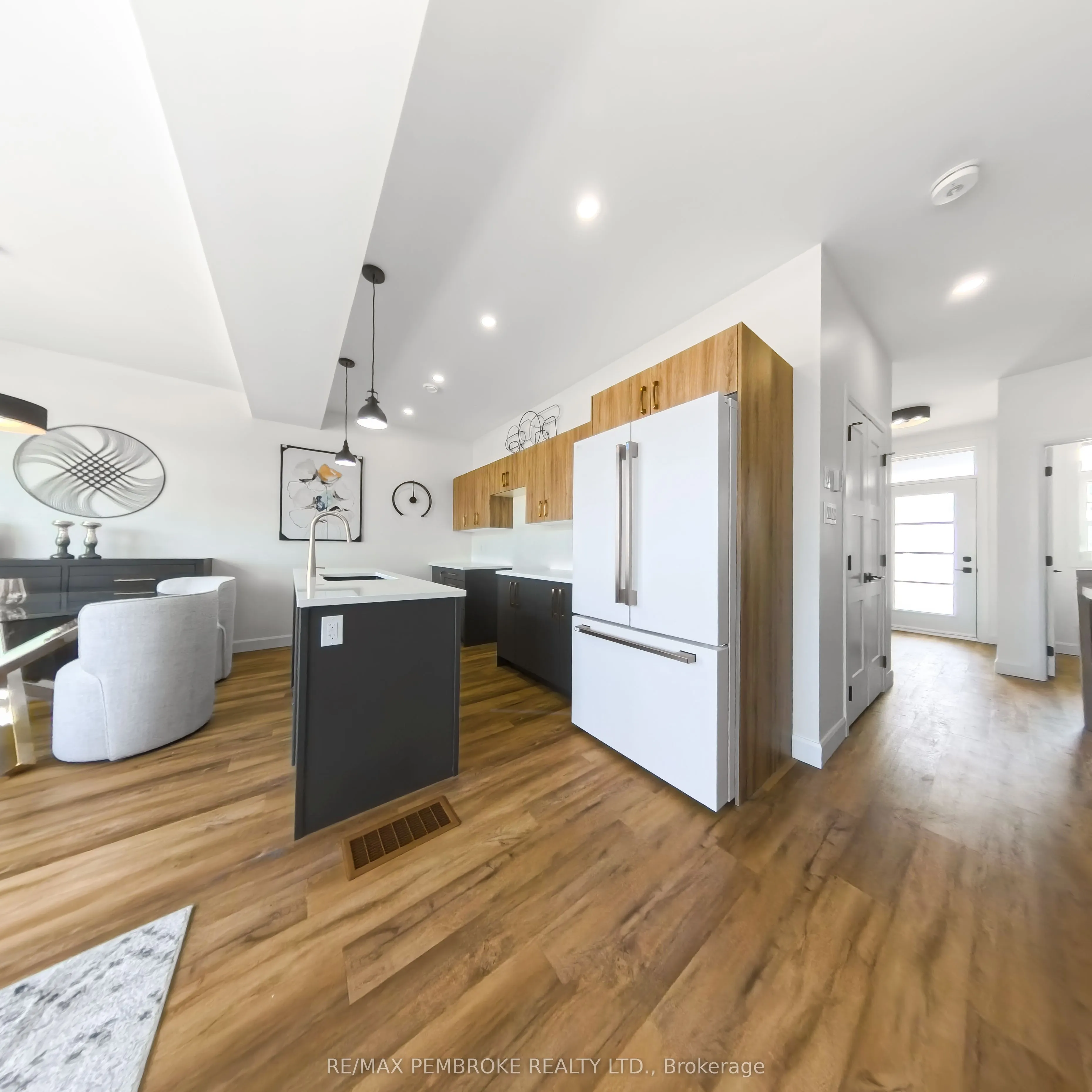11 NORTHBROOK Street