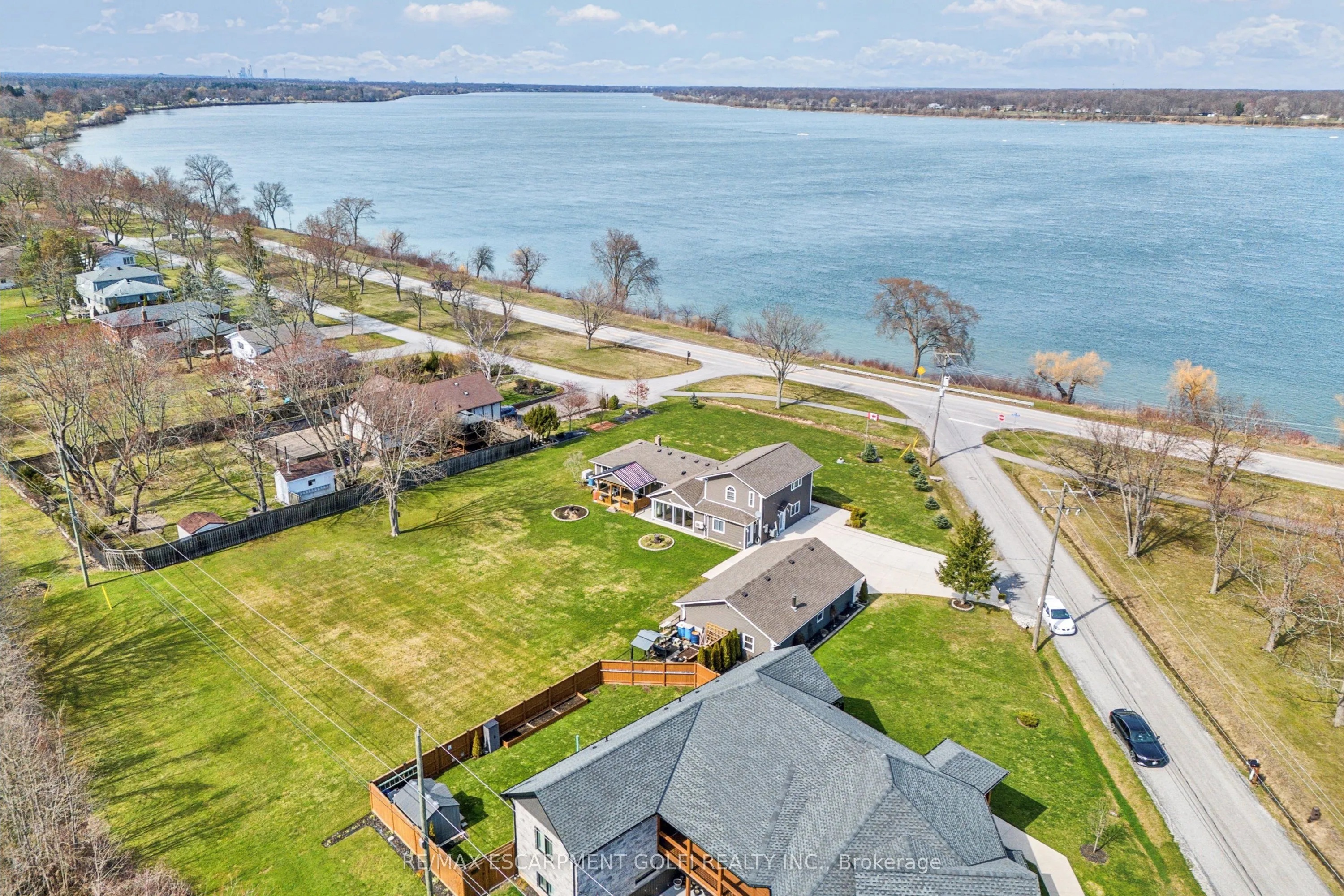 4099 Niagara Parkway