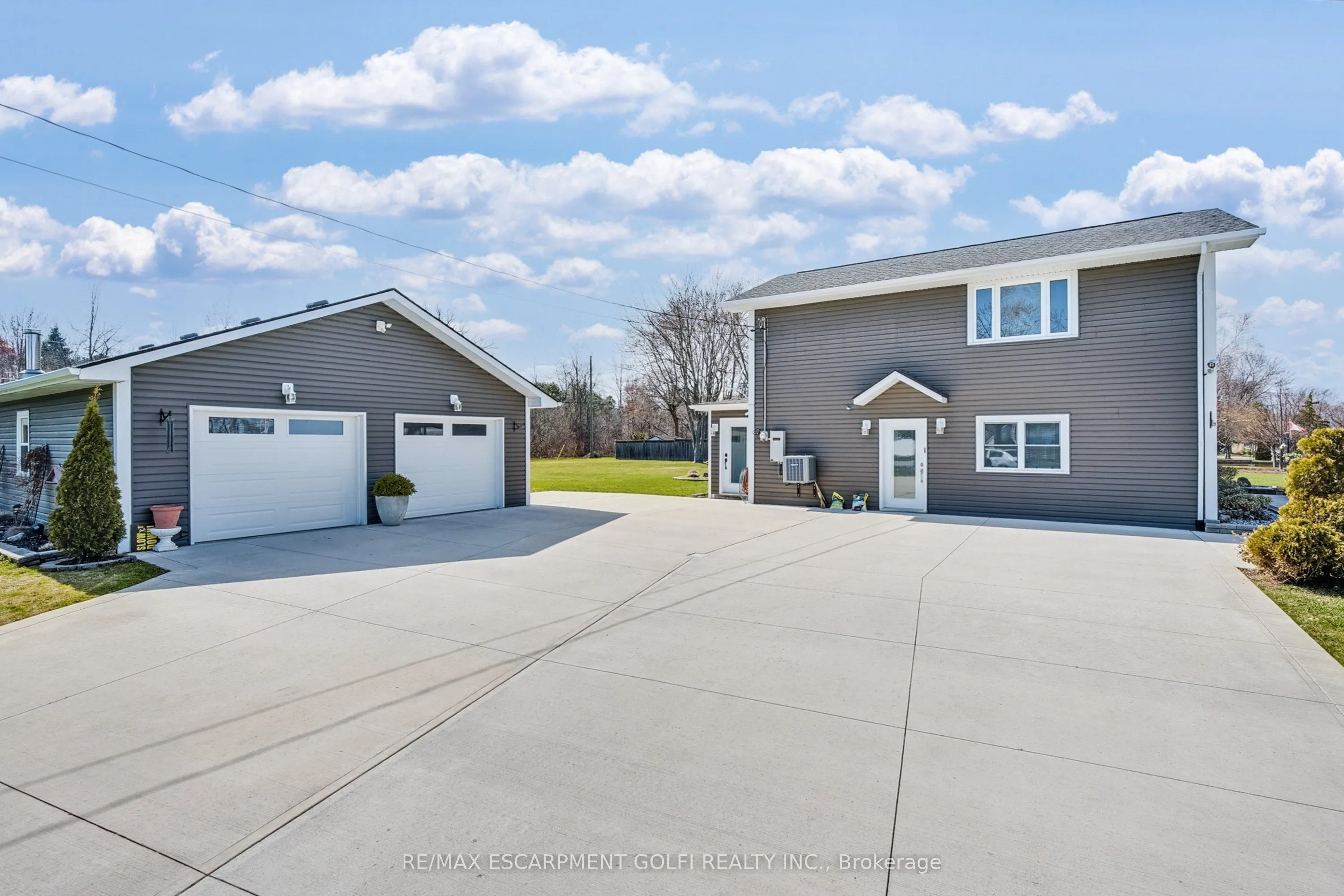 4099 Niagara Parkway