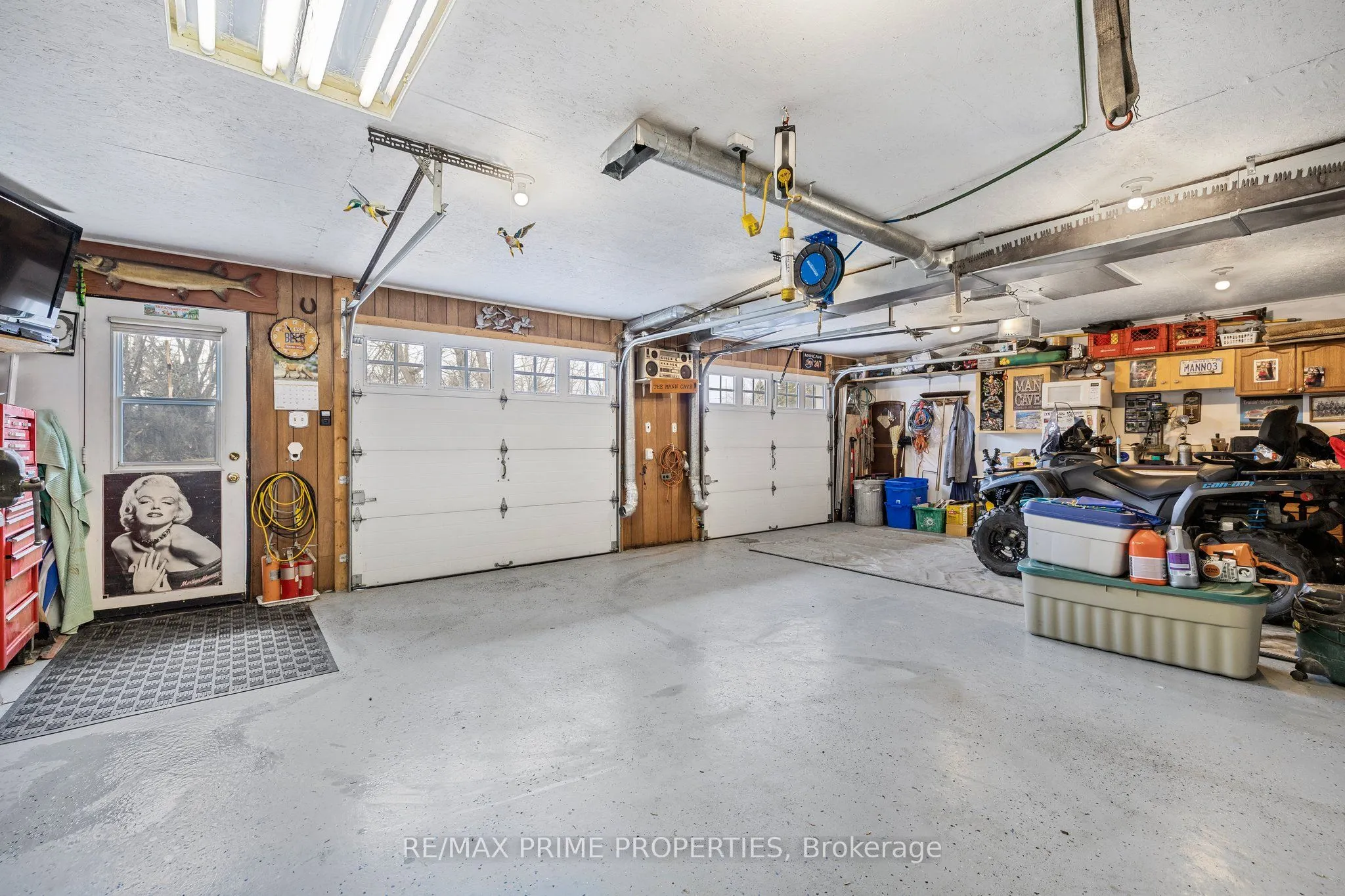 102 FENELON DR Drive