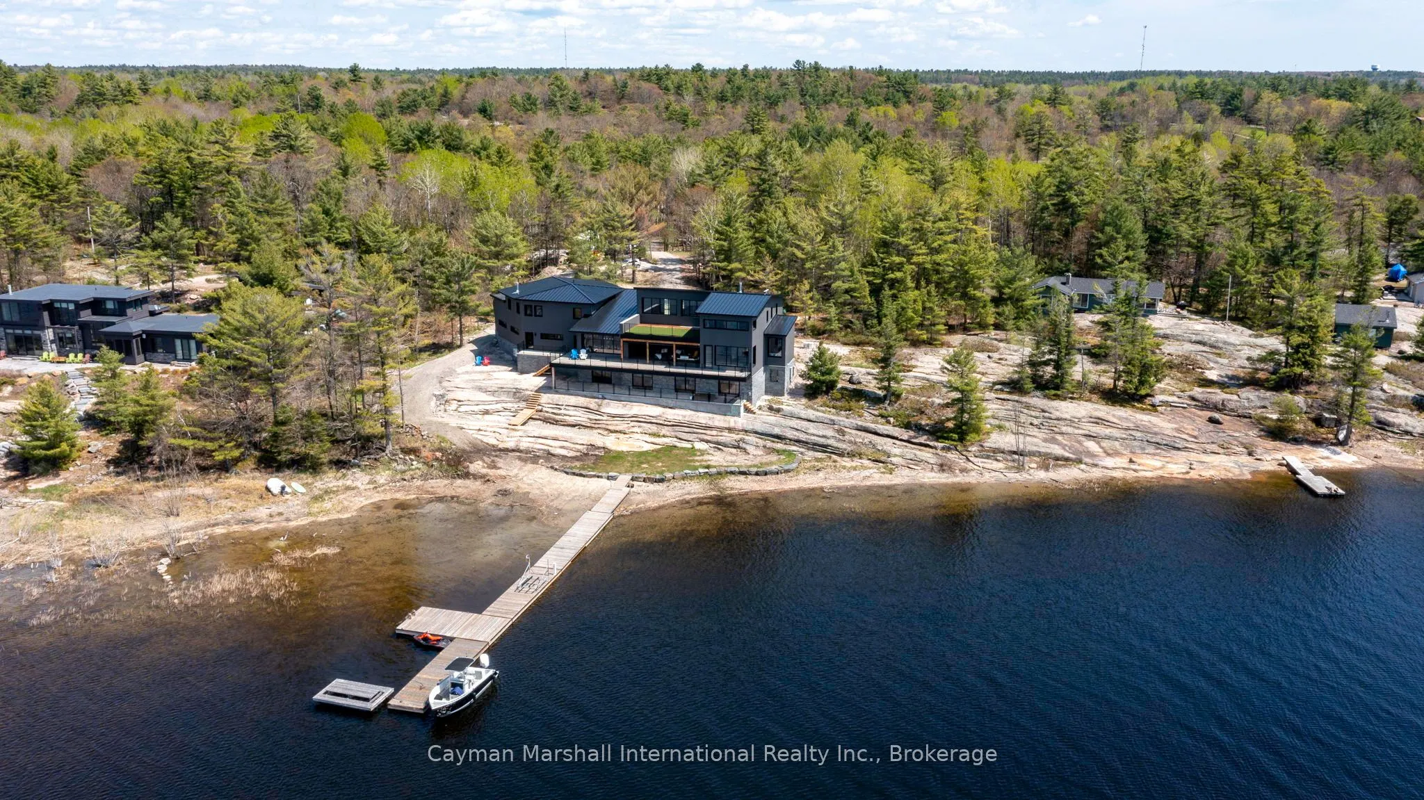 47B GEORGE HUNT MEMORIAL Drive W