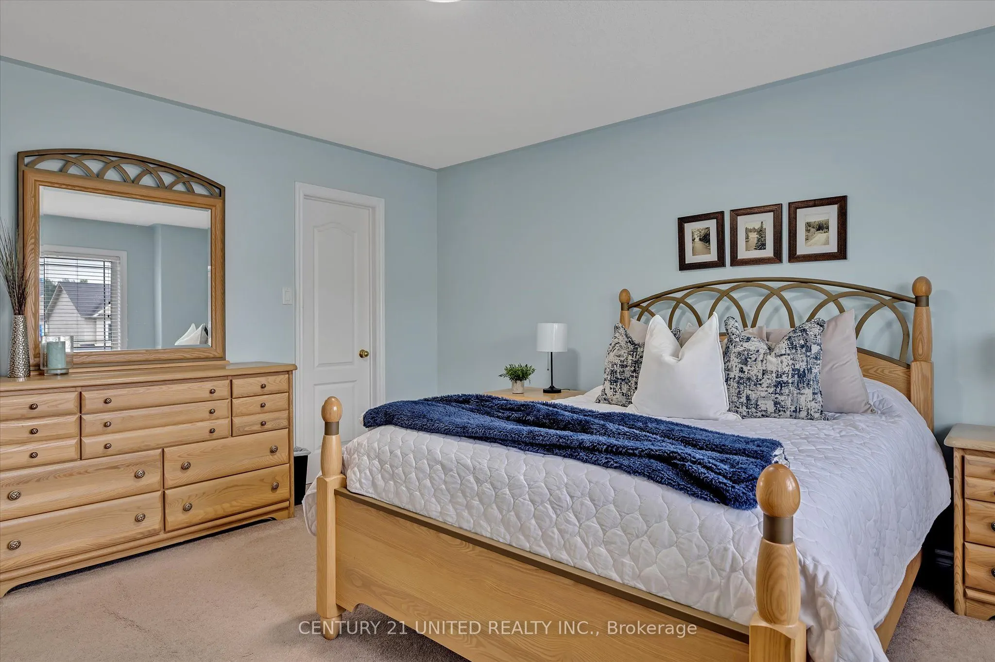 213 Farrier Crescent