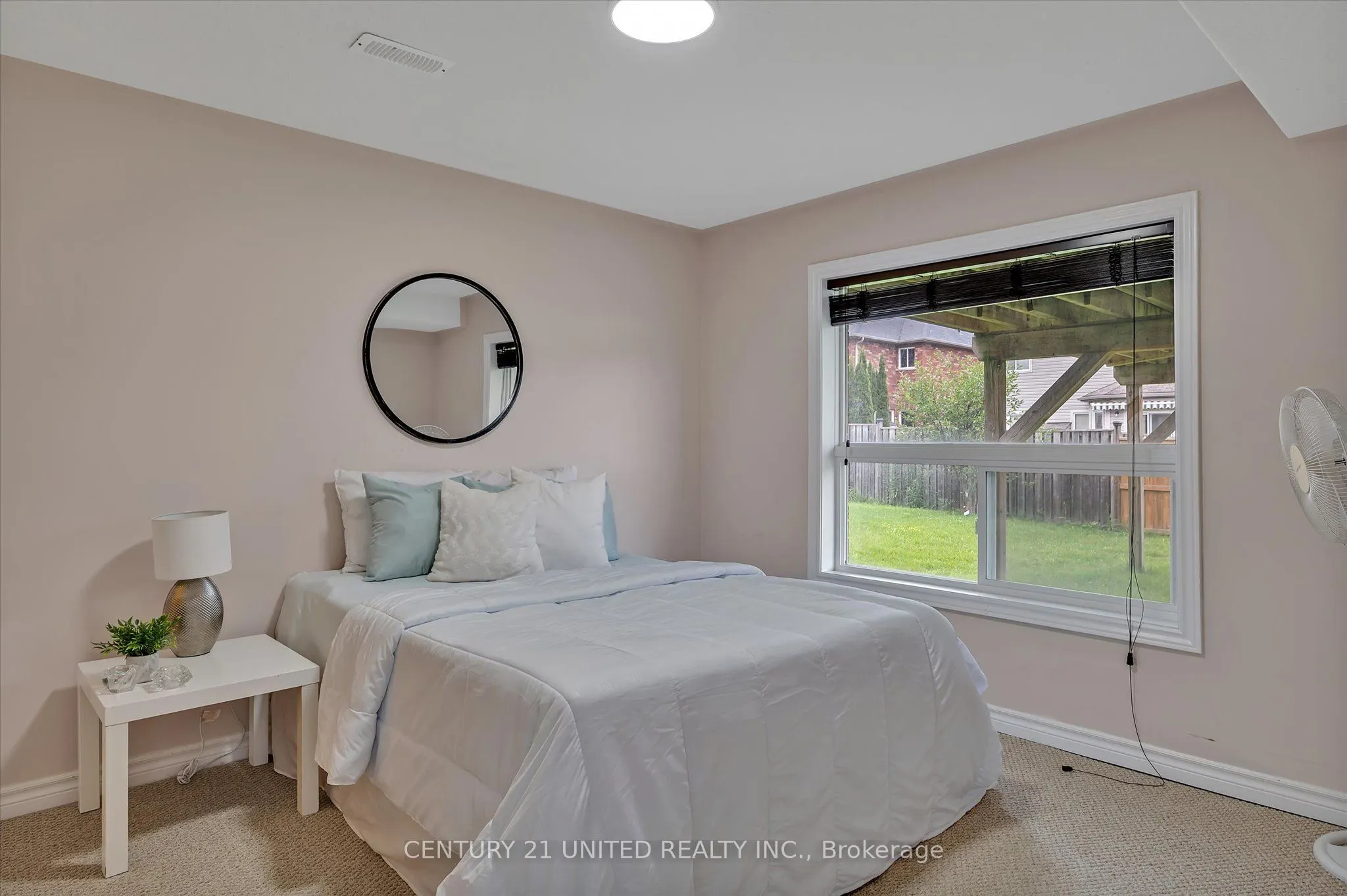 213 Farrier Crescent