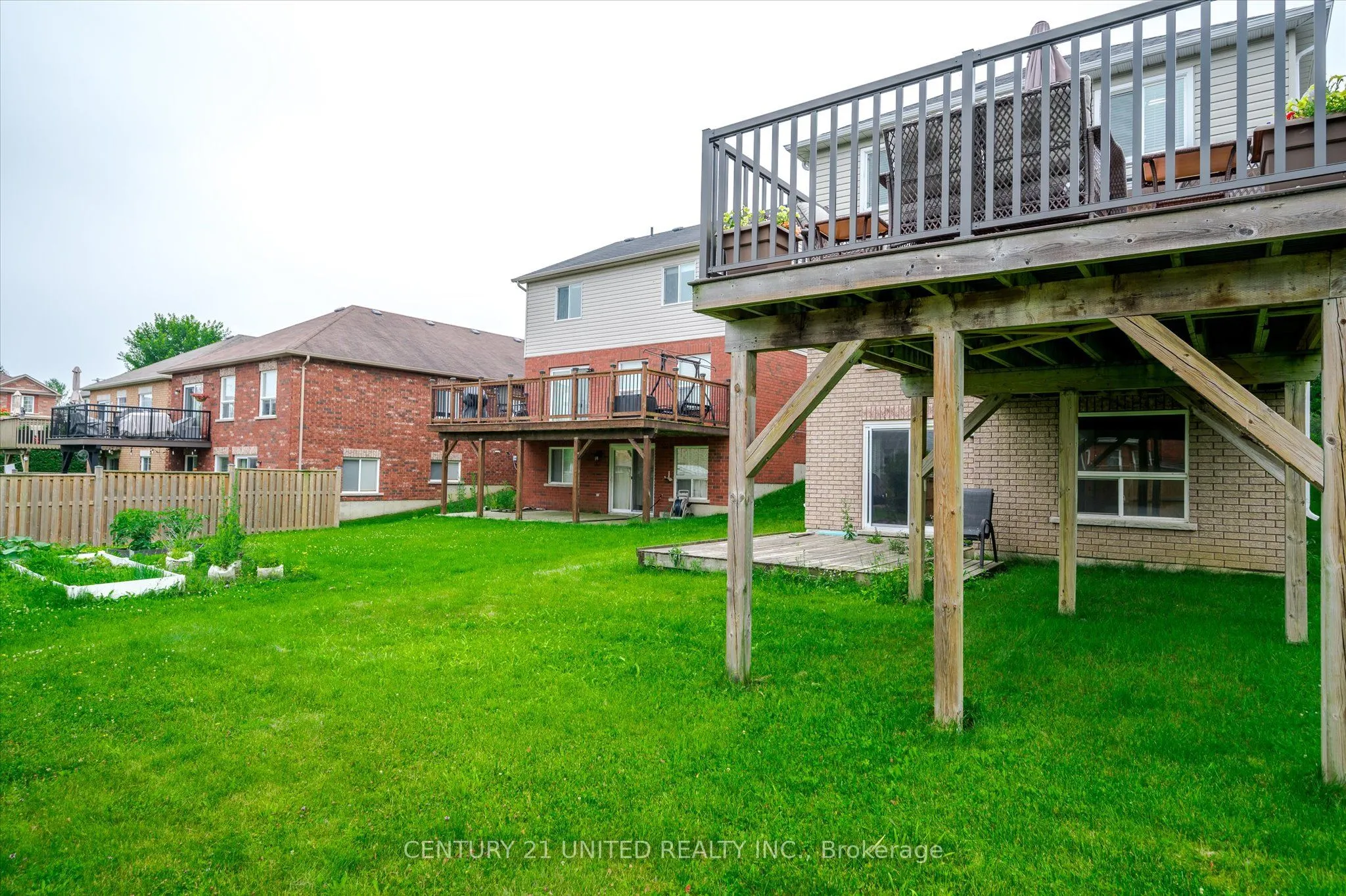 213 Farrier Crescent