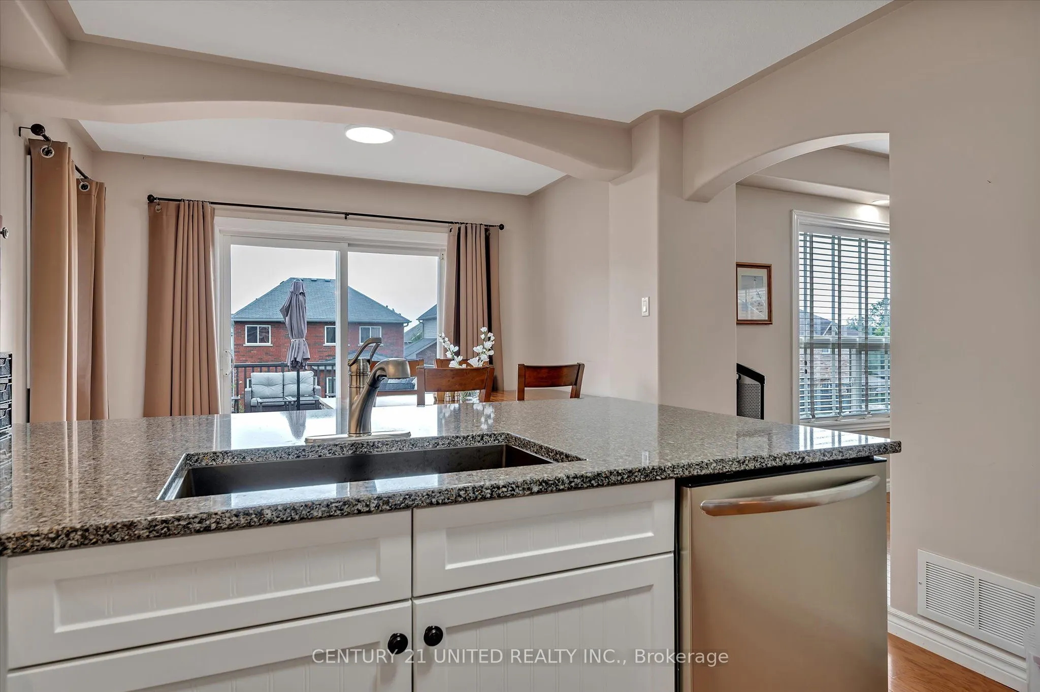213 Farrier Crescent