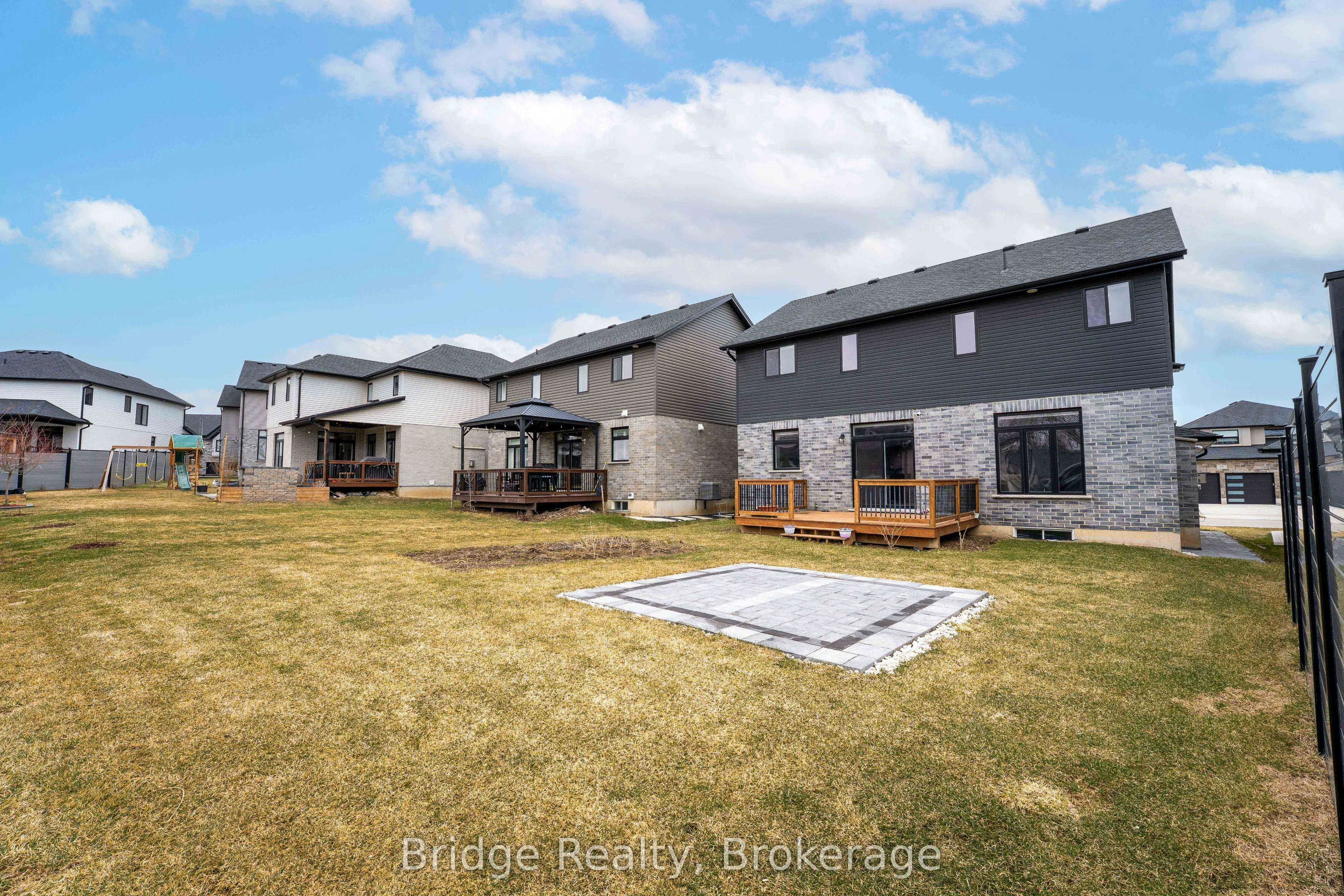 161 Hemlock Street