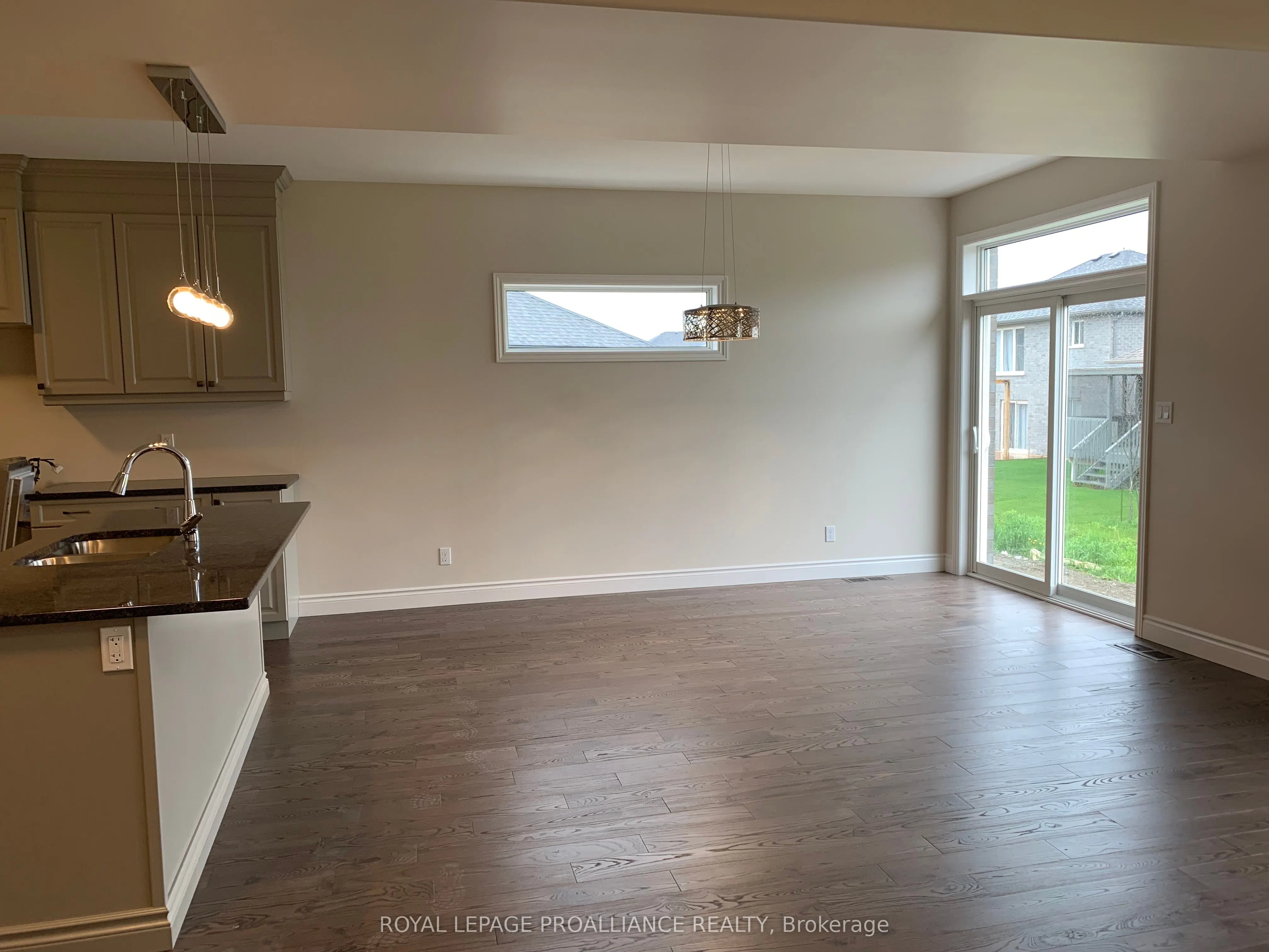 66 Farmington Crescent