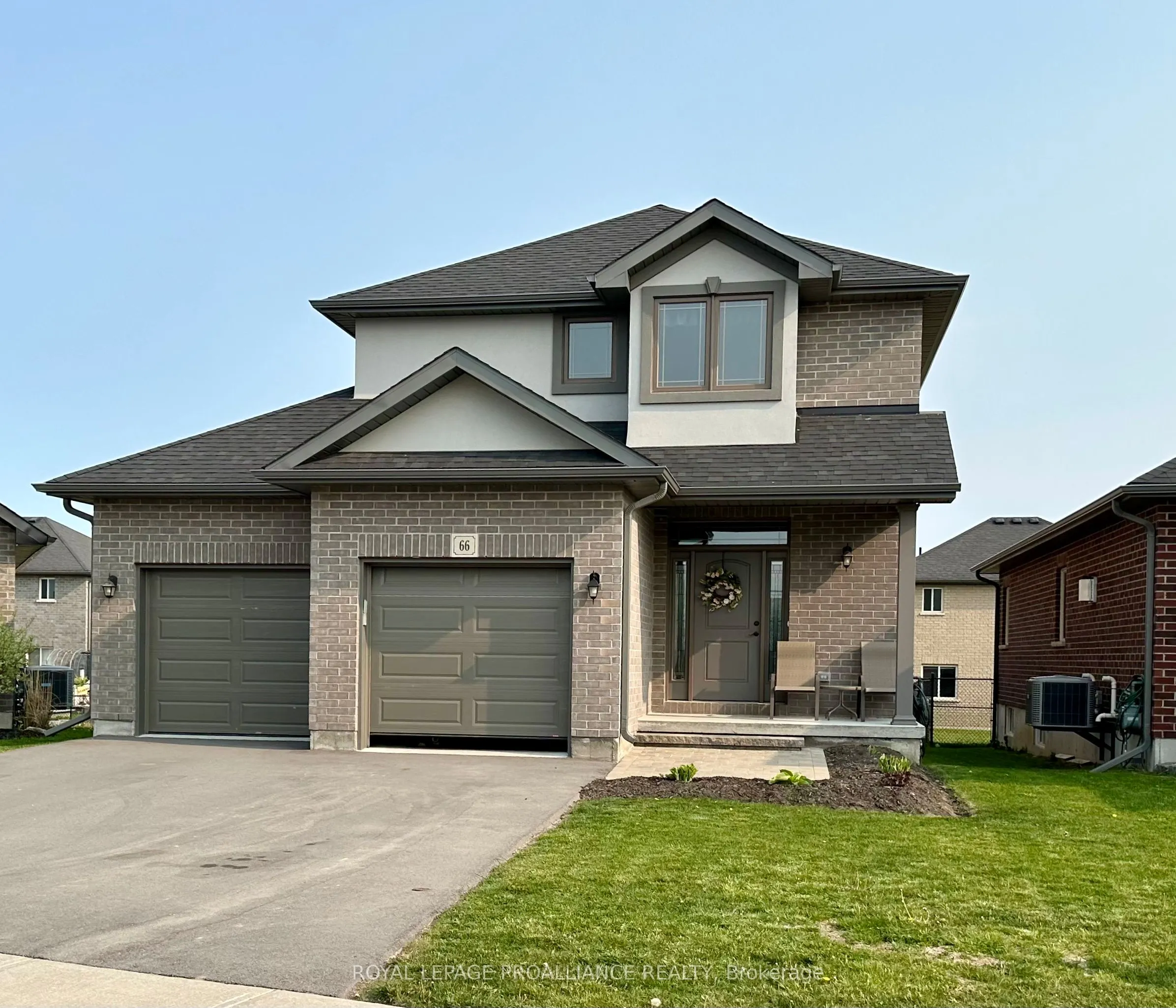 66 Farmington Crescent