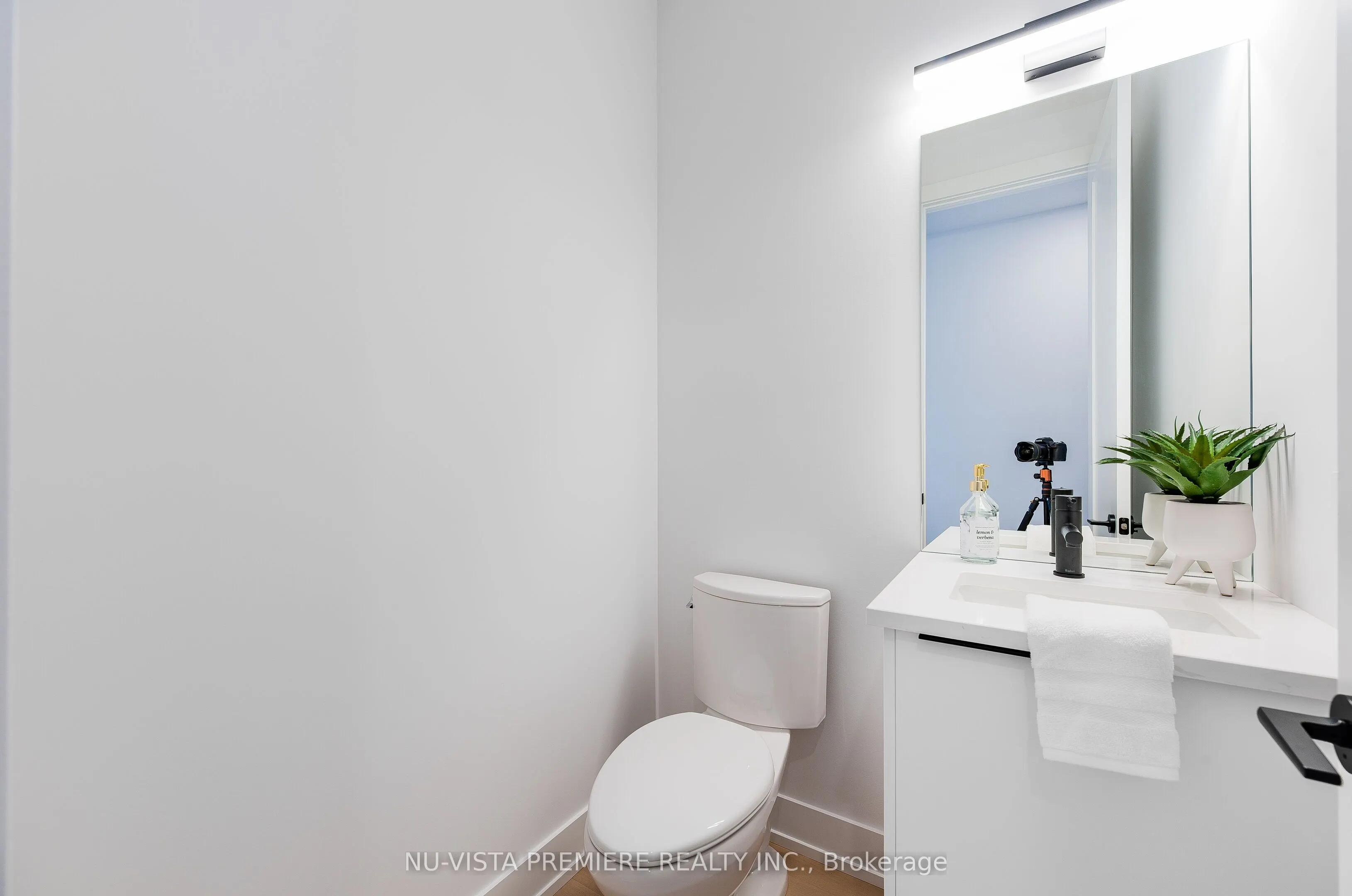 1175 RIVERBEND Road, #62