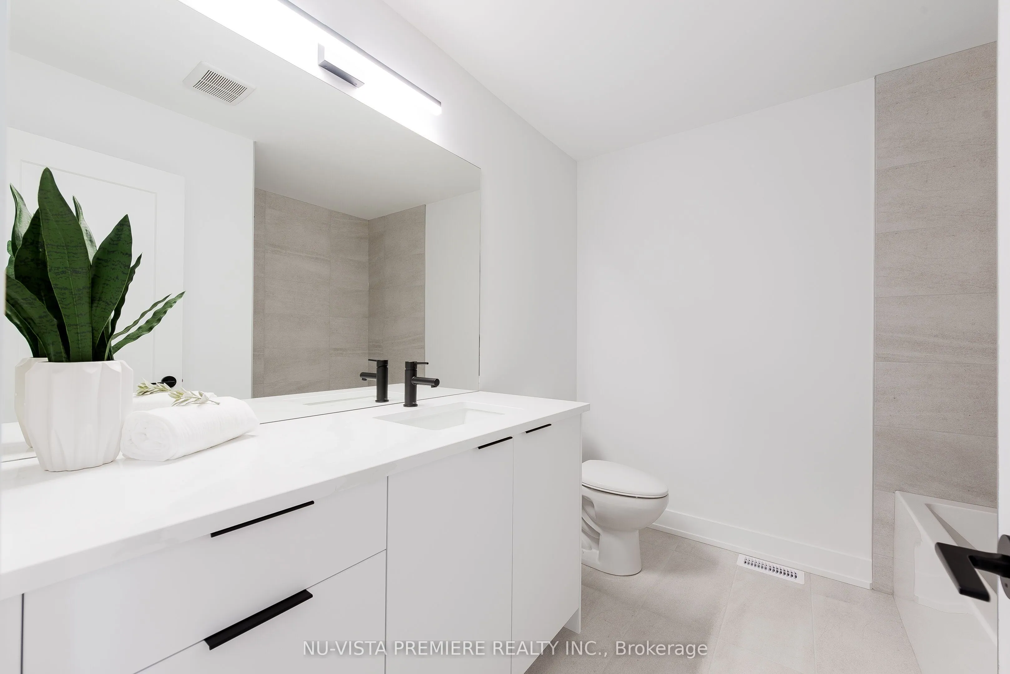 1175 RIVERBEND Road, #62