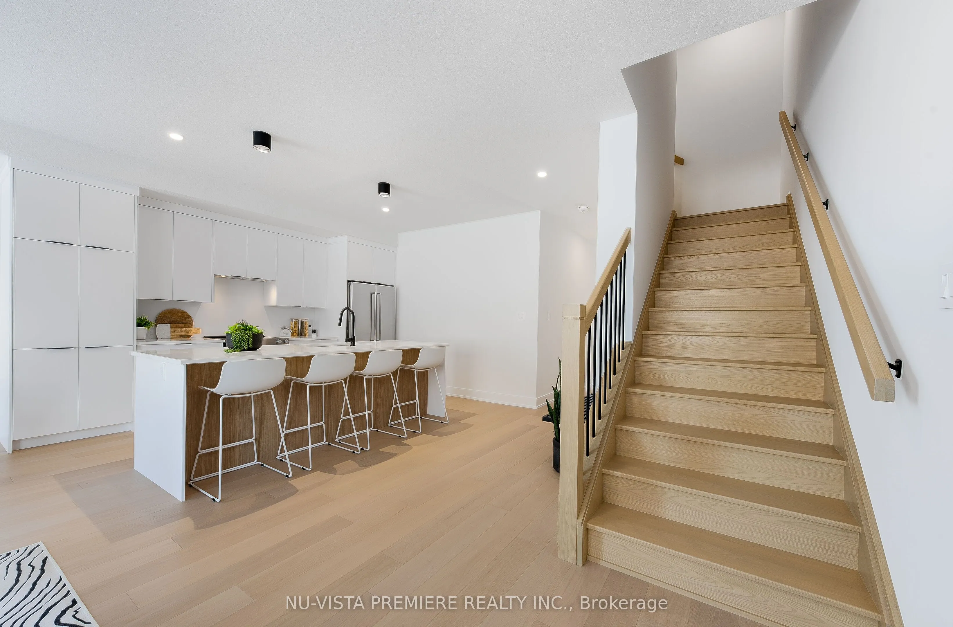 1175 RIVERBEND Road, #62
