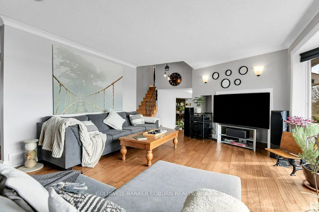 11391 Lakeshore Drive