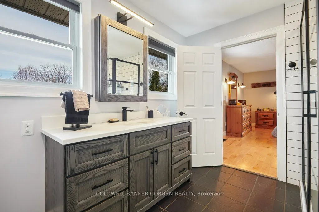 11391 Lakeshore Drive