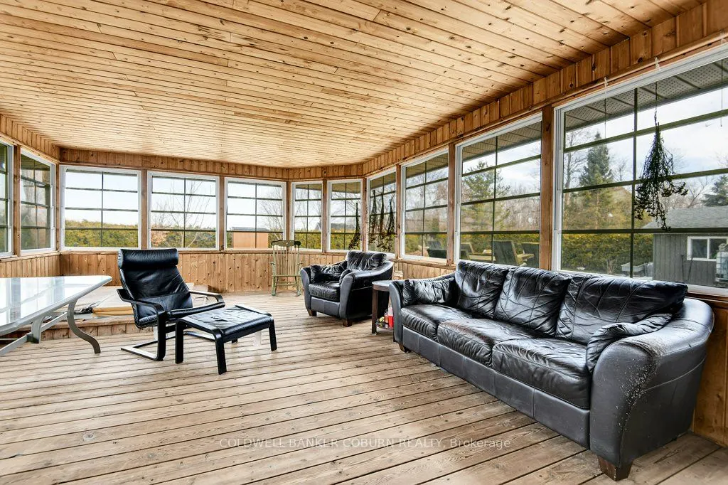 11391 Lakeshore Drive