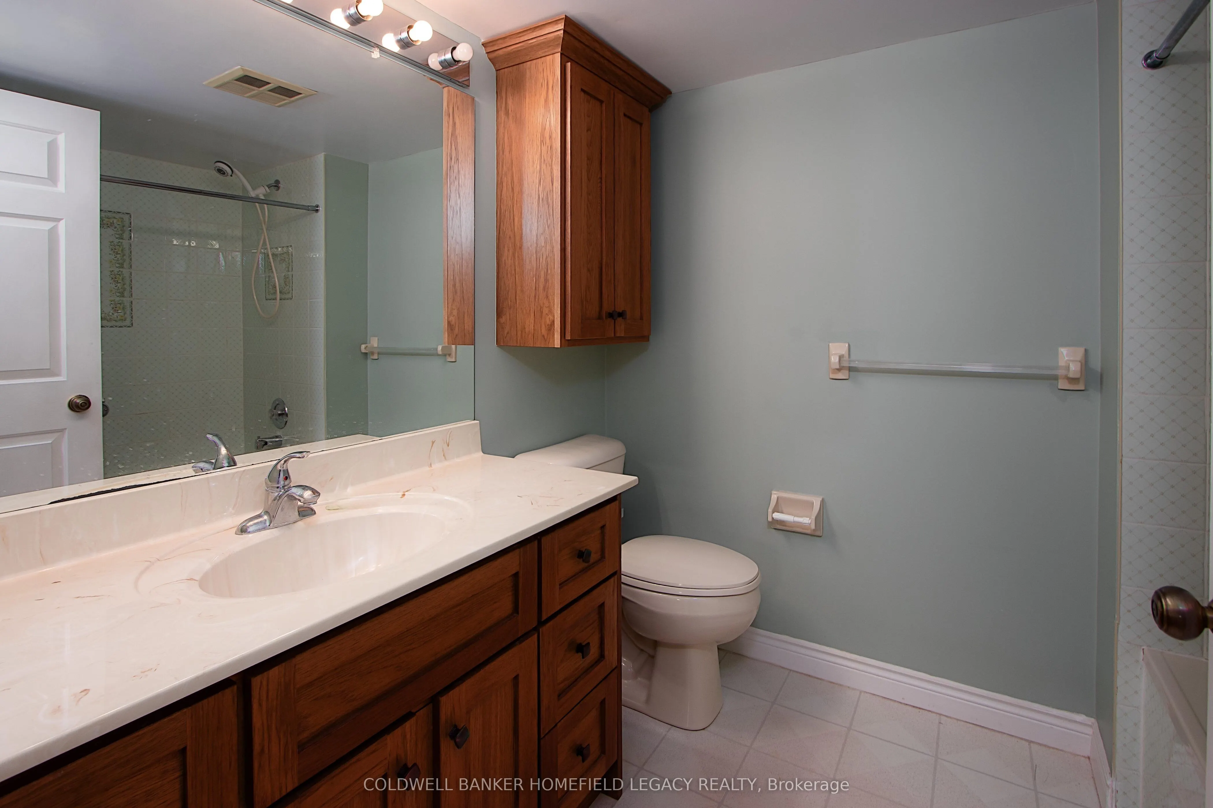 22 St. Andrews Street N, #210