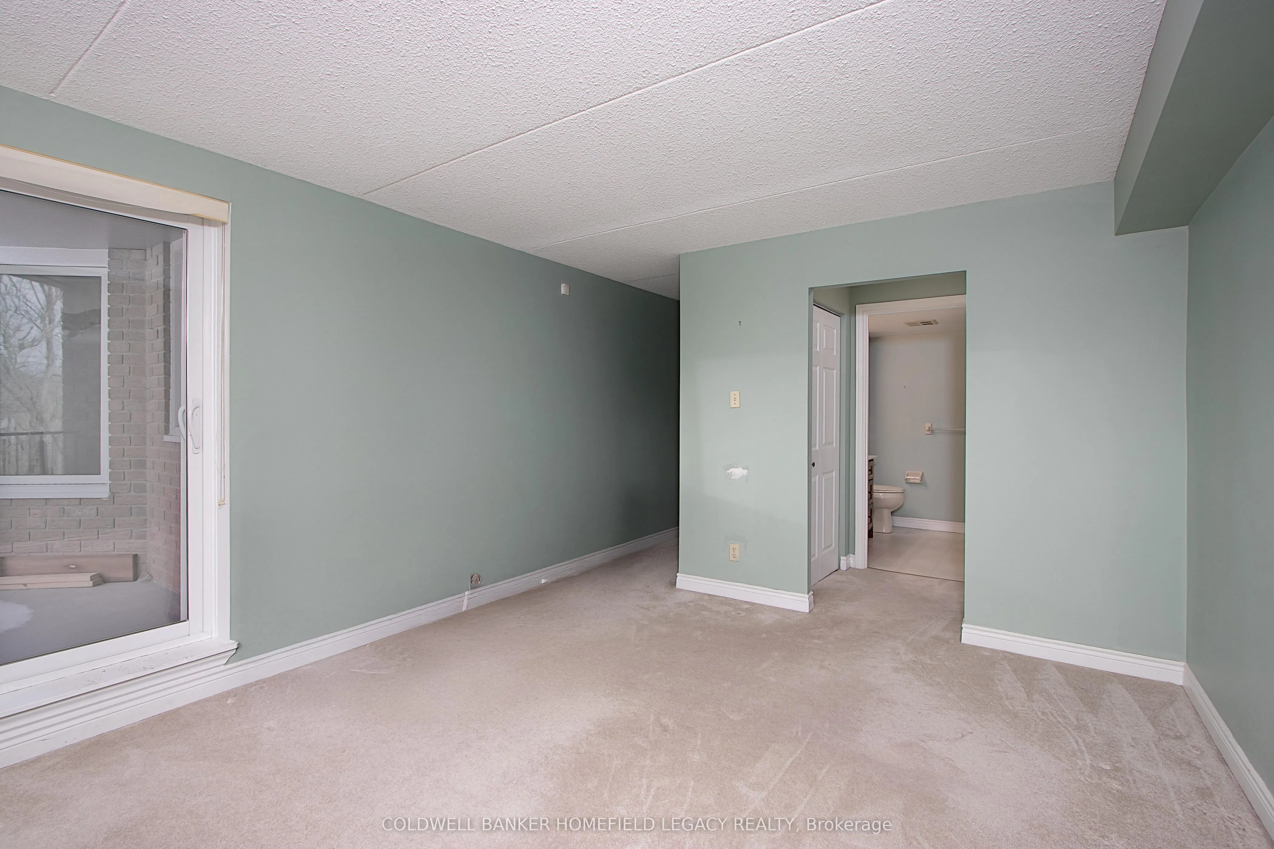 22 St. Andrews Street N, #210