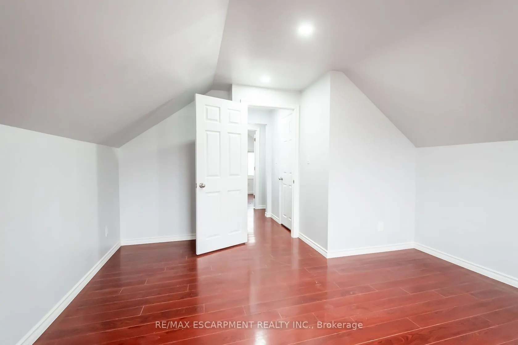 132 FRANKLIN Avenue