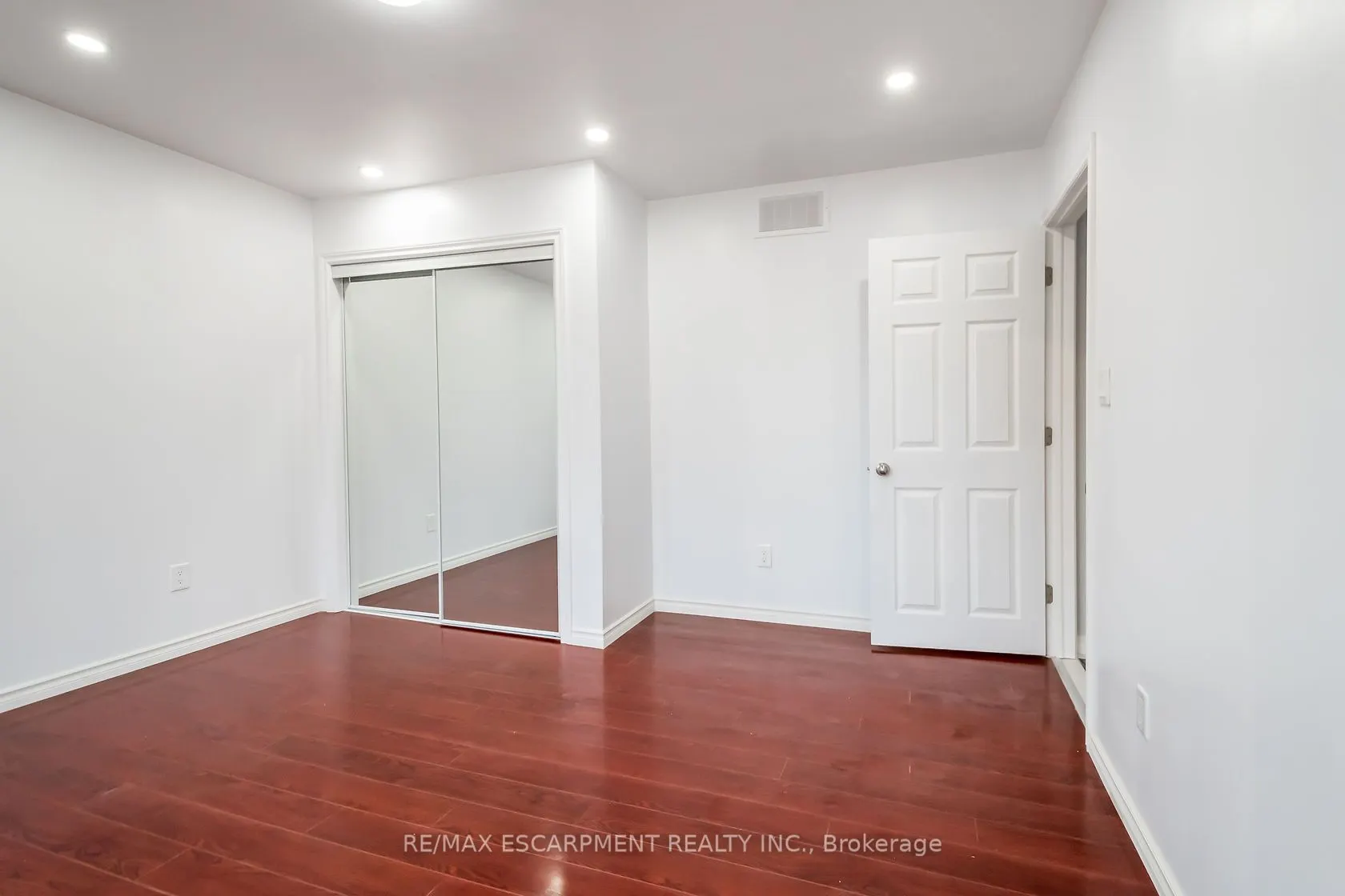 132 FRANKLIN Avenue