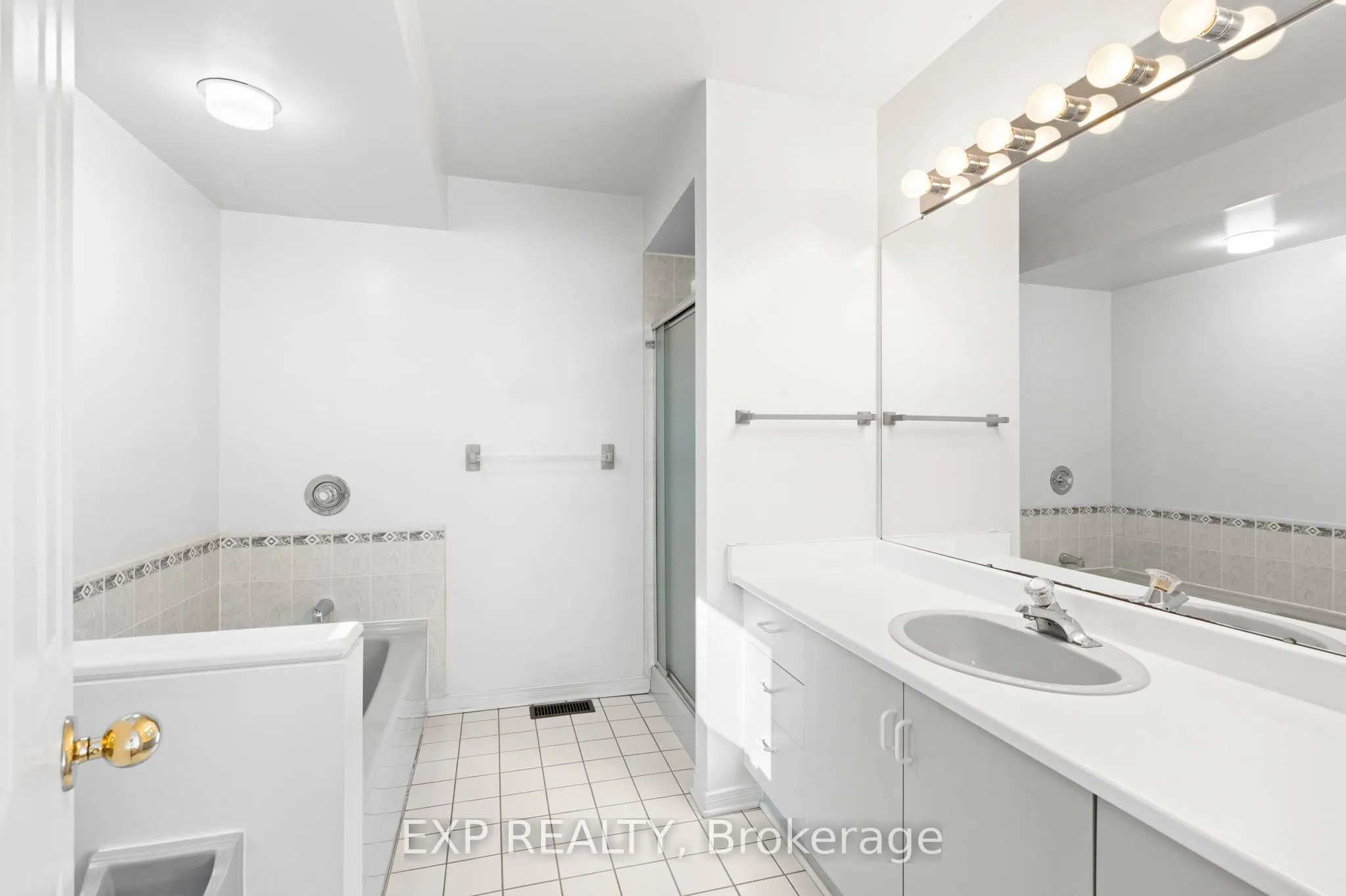 1 Heather Glen Court, #0