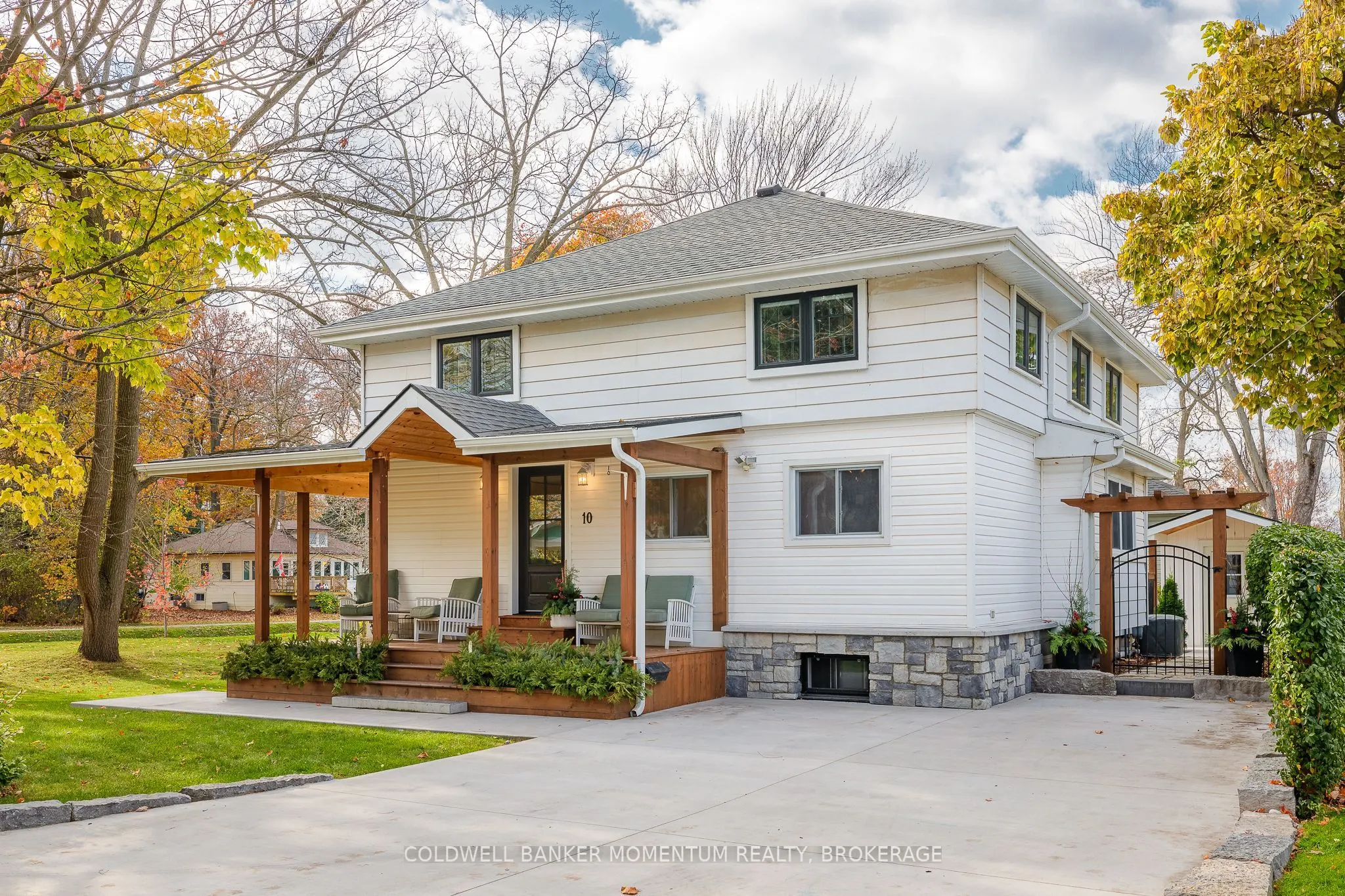 10A BETTS Avenue