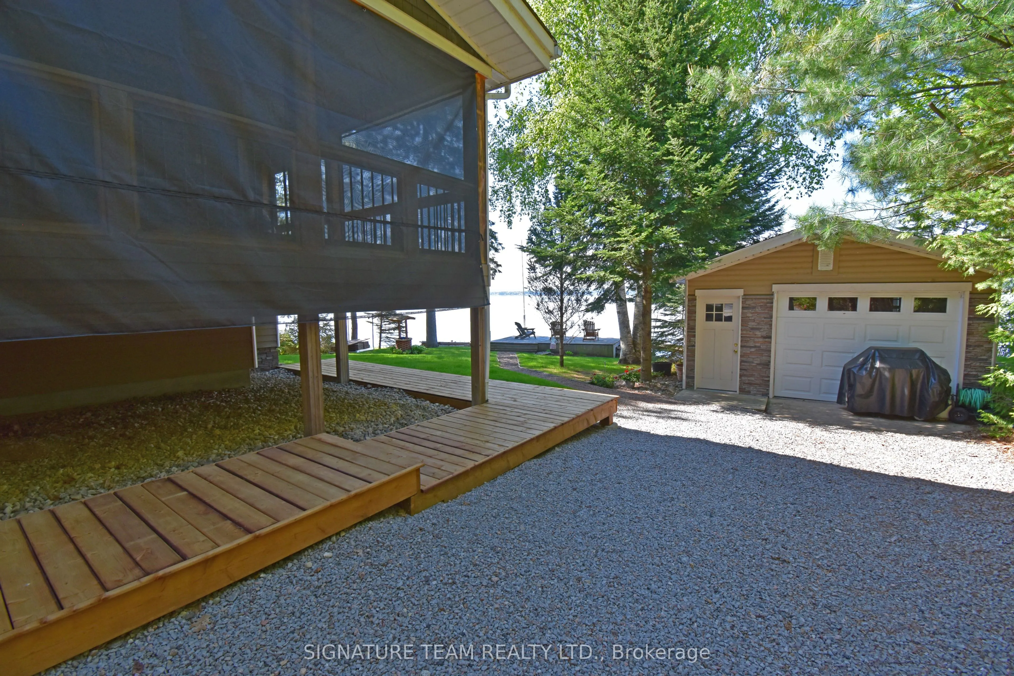 4642A Round Lake Road