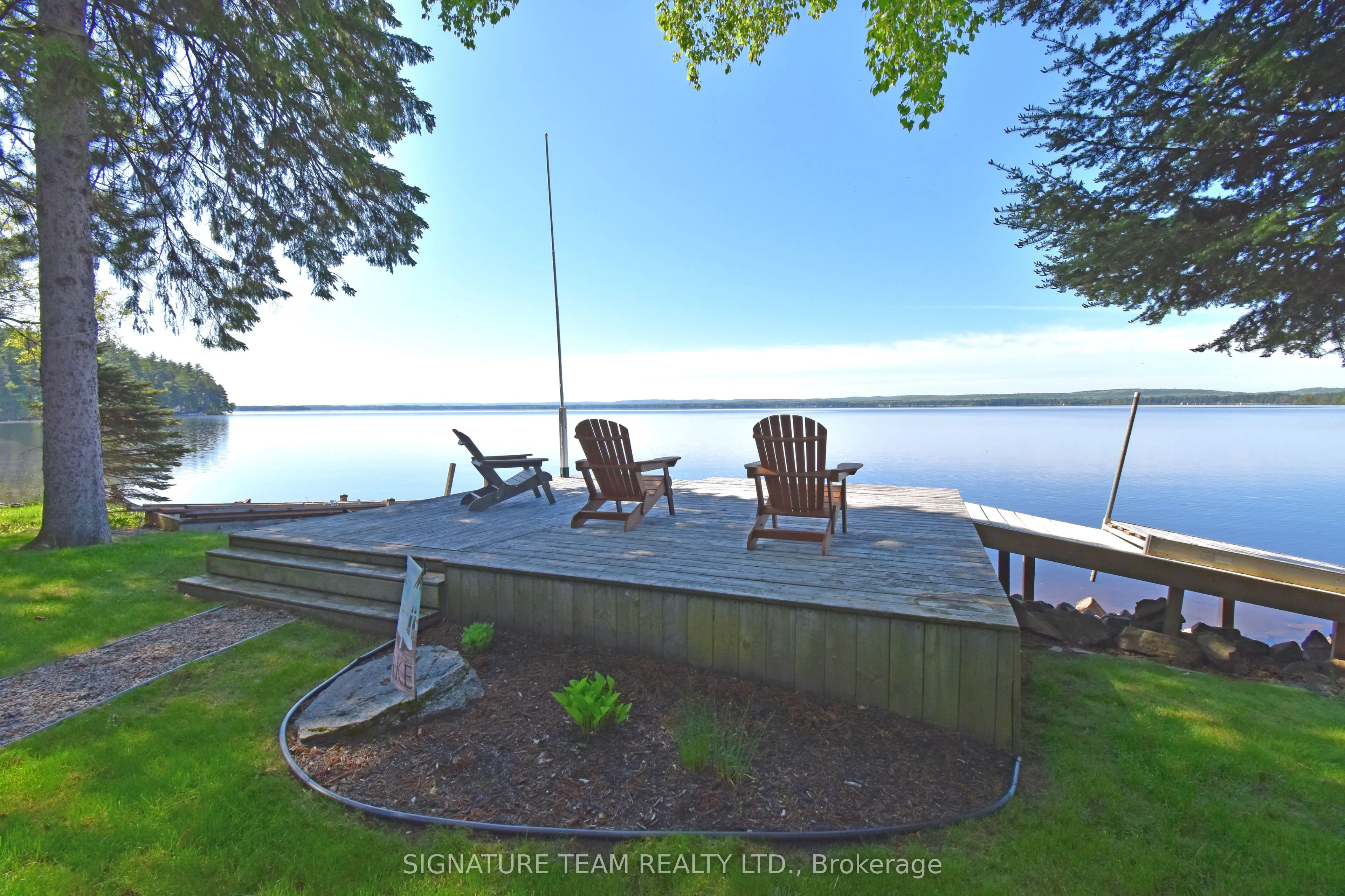 4642A Round Lake Road