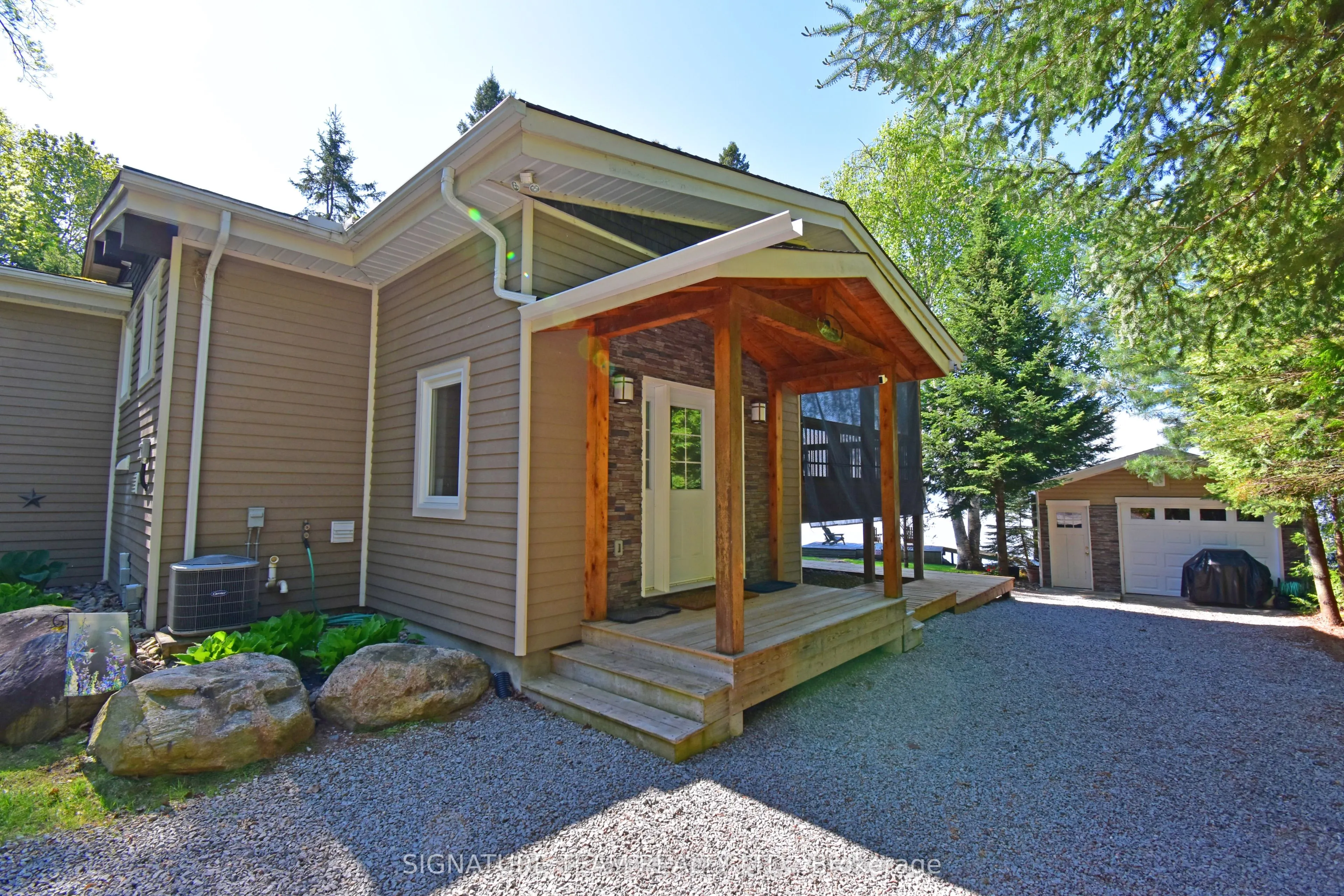 4642A Round Lake Road
