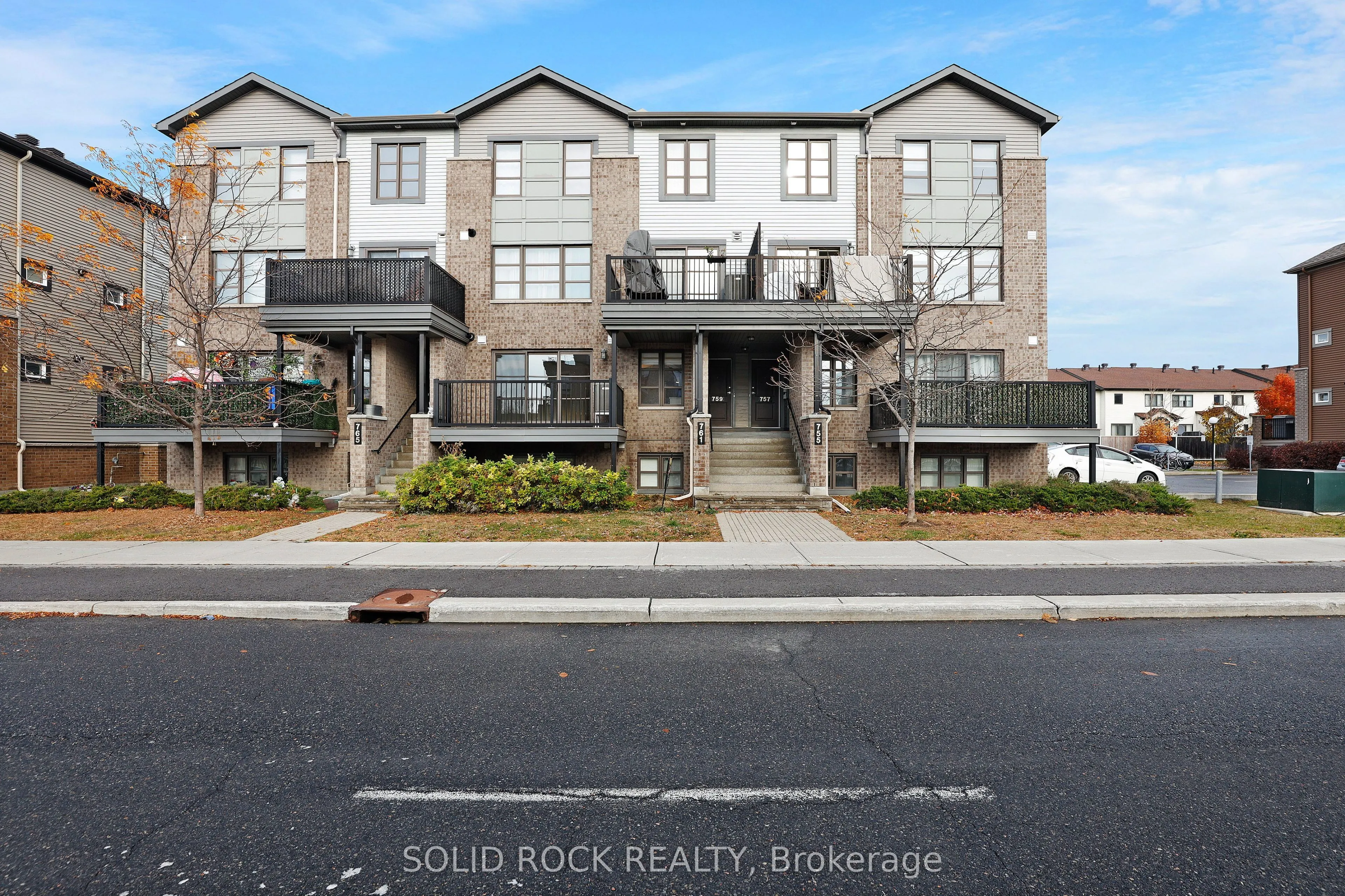 761 CHAPMAN MILLS Drive, #20