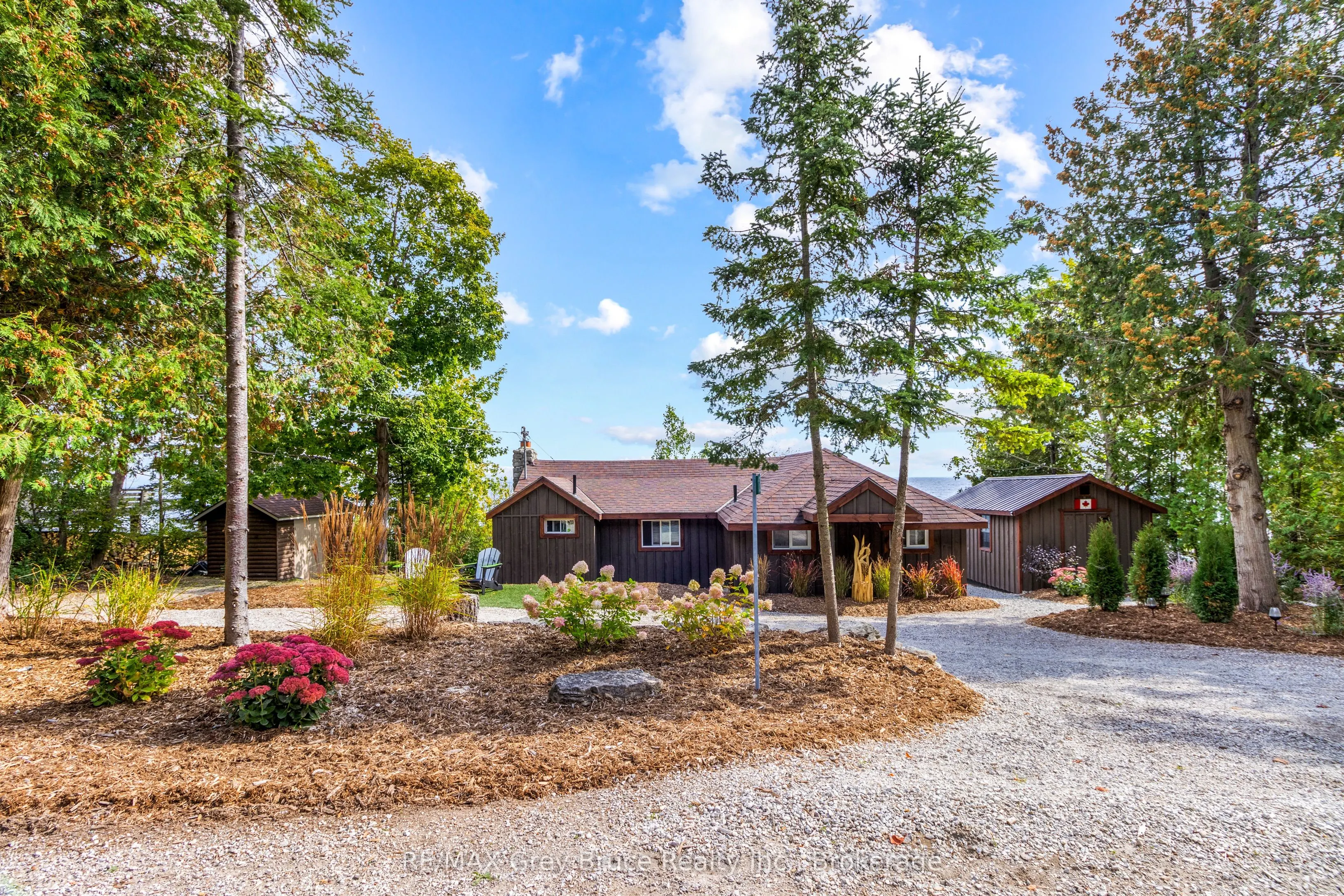 1132 Dyers Bay Road